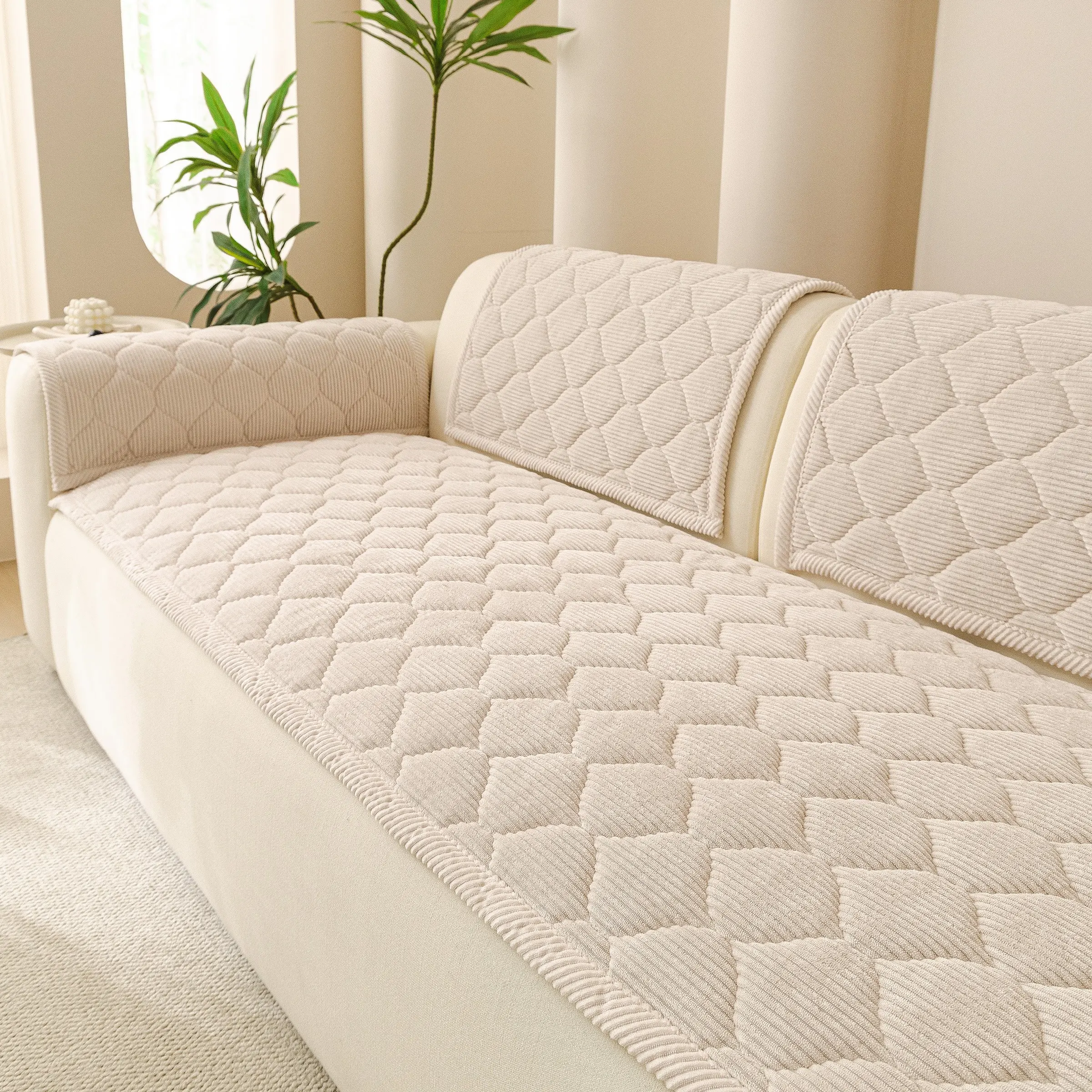 1pc Rhombus Quilted Plush Sofa Pad, Non-Slip, Pet-Friendly, Fits 1-4 Seater L-Shaped Sofas, All Season Use