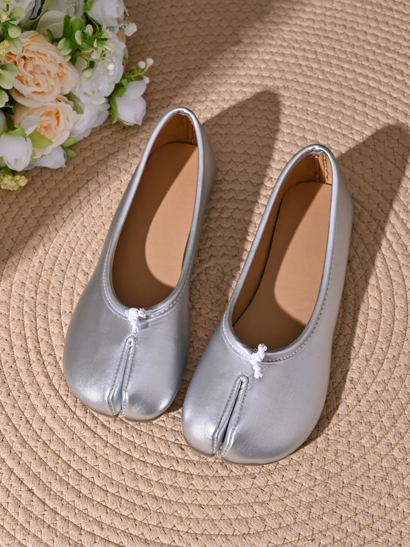 Women Split Tabi Toe Ballet Flats, Decorative Knot Soft Faux Leather Slip On Casual Flat Shoes, 7 Colors Black White Beige Yellow Silver Brown Red, PU Leather Shoe