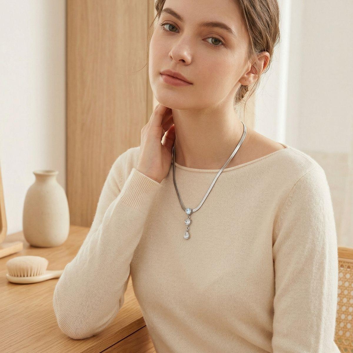 Herringbone Chain Necklace for Women Adjustable Pendant Rhinestone Jewelry Elegant Accessories for Mother's Day Gifts and Anniversary