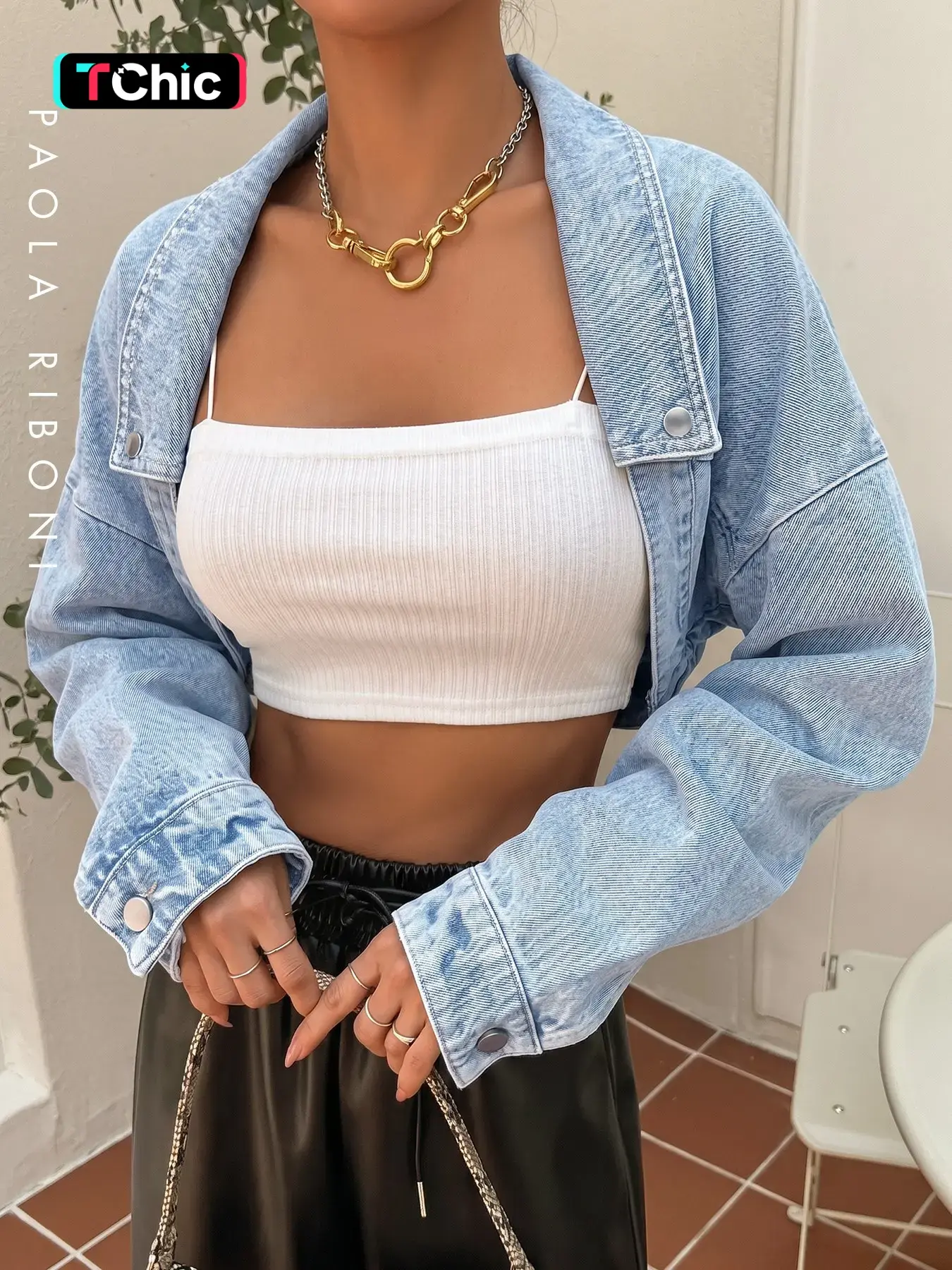 Oversized Washed Cropped Denim Jacket Women Y2K Vintage Loose Short Jean Coat Streetwear Casual Everyday Lapel Button Up Crop Top Outfit