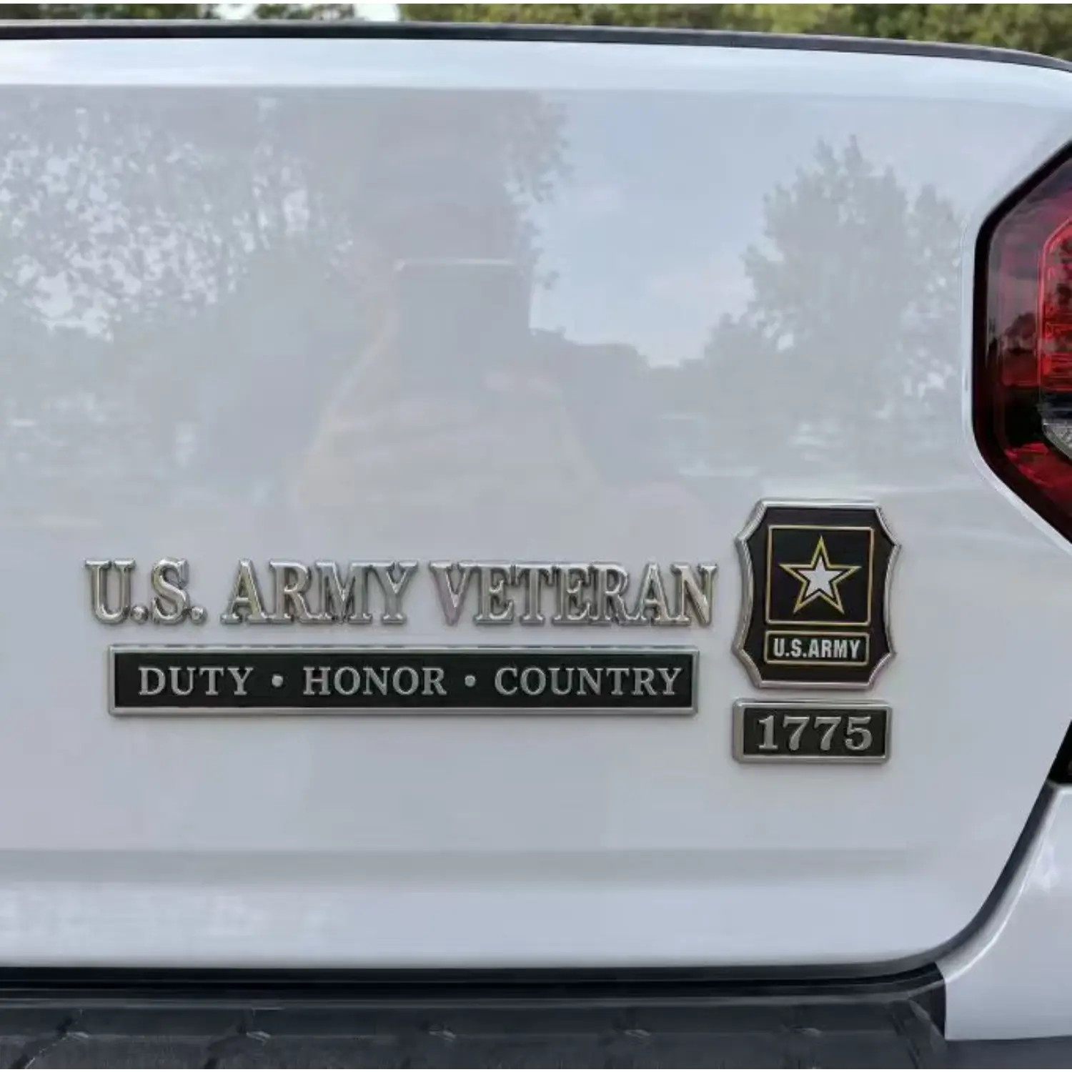 U.S. Army Veteran Complete Metal Car Emblem Kit, Stickers For Cars, Duty Honor Country 3D Chrome Badge with Army Star Shield & 1775 Tag, Patriotic Truck SUV Decal for Veterans, Automotive Vehicle Accessory, Vehicle Decoration, Decals For Trucks