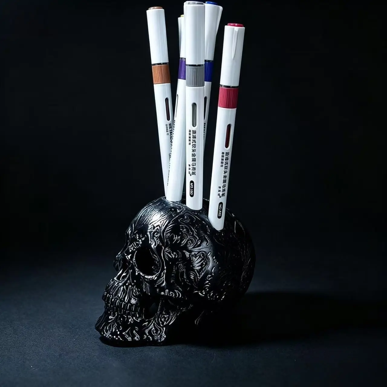 Halloween Carved Skull Pen Holder, 3D Printed Pla Material, Unique Desktop Decor, Halloween Home Office Accessory, Perfect Gift