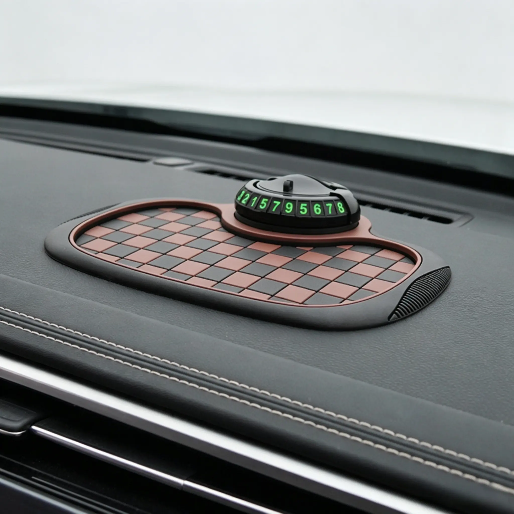 Unlock New Experience During Driving-Car Phone Holder with Anti-slip Pad Makes You Enjoy your Each Driving Travel-YY1