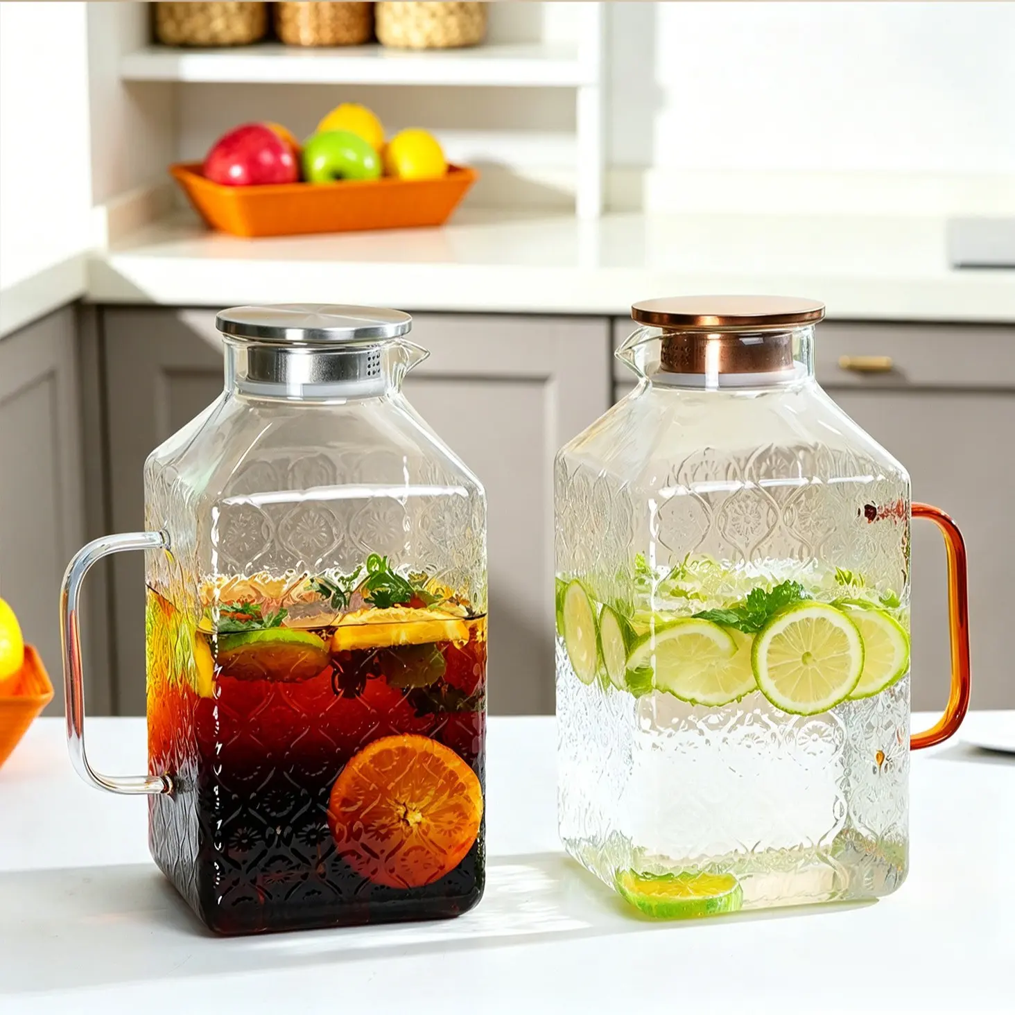 Vintage Embossed Square Borosilicate Glass Water Pitcher, Thickened Cold Brew Carafe, Clear Jug with Handle, Fridge Safe Heat‑Resistant Lead‑Free Drinkware, Great Conversation Starter,Iced Tea, Lemonade,Fruit Infused Water,Ideal for Home Kitchen & Parties