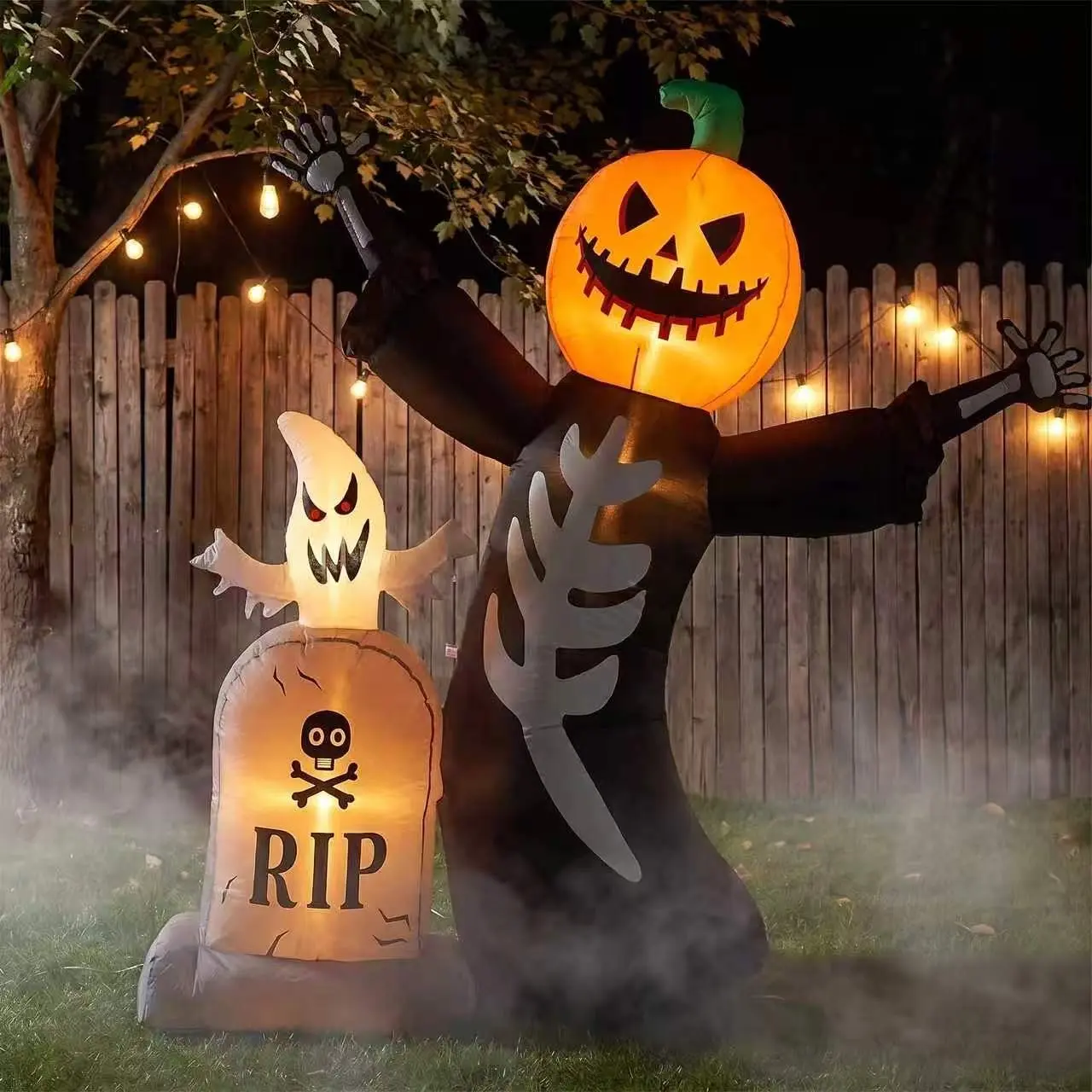 Giant Inflatable Pumpkin Ghost Decoration for Halloween Large Scene Prop for Shopping Malls and Outdoor Displays Eye-Cracking Air-Blown Yard Decor for Commercial Events and Festive Celebrations Striking Commercial Accent for Adults