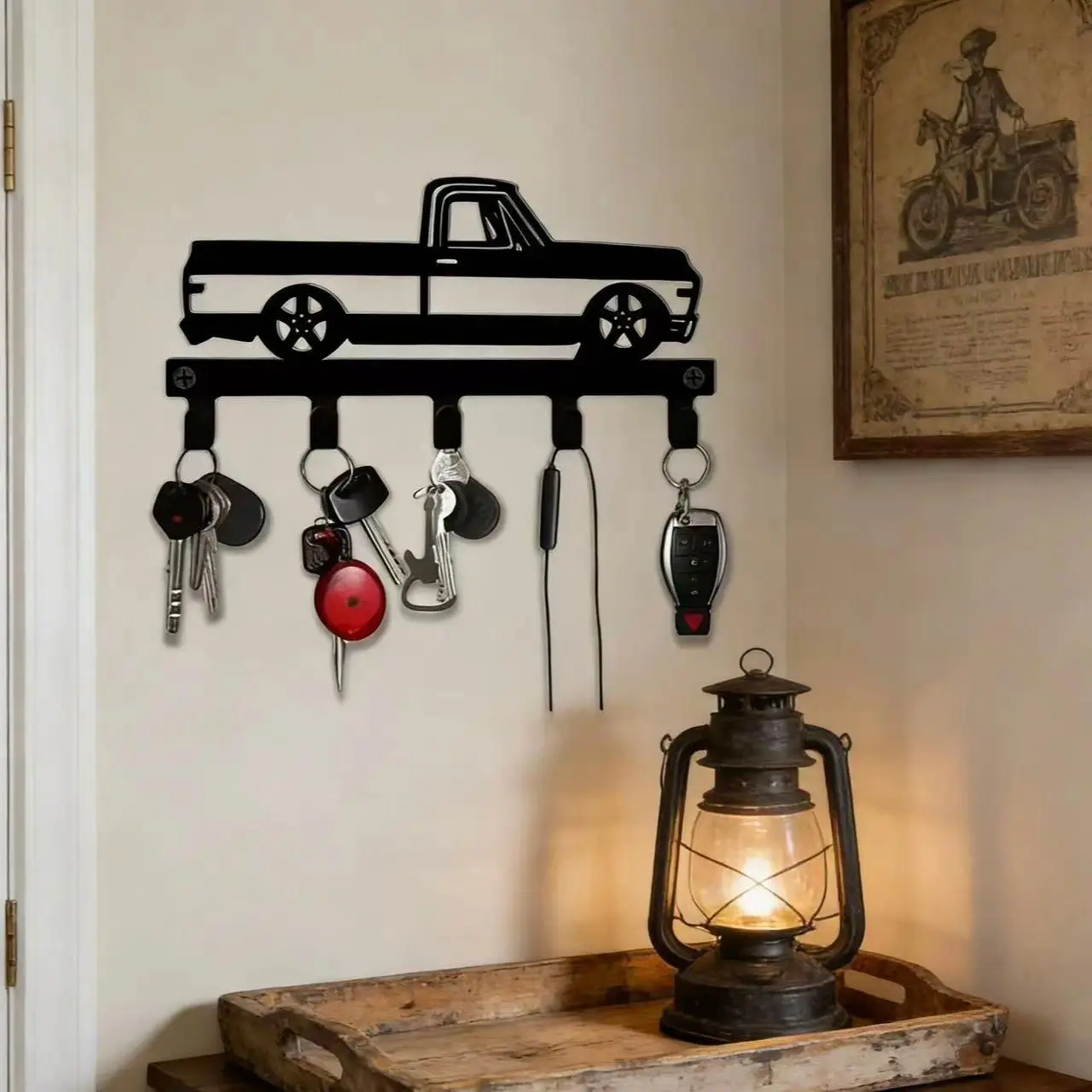 Vintage Truck Cast Iron Wall Hook, Rustic Key Holder Organizer for Keys, Hats and Bags, Farmhouse Industrial Home Decor for Garage, Kitchen and Entryway Storage
