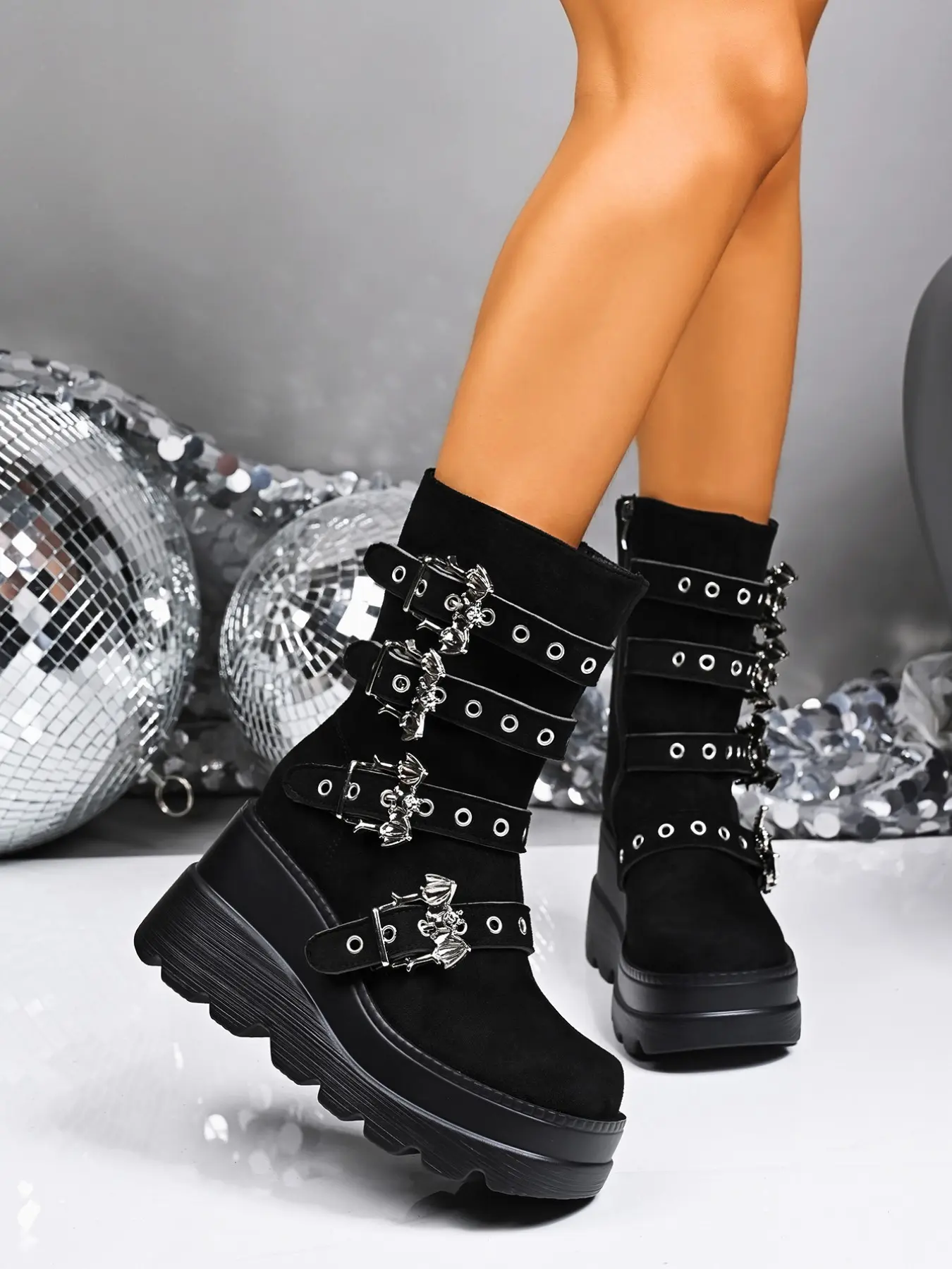 Vintage Gothic Four-Row Bat Metal Buckle Platform Boots, Casual Goth Boots, Side Zipper Design, Height-Increasing Slope Heel, Punk Motorcycle Boots Footwear