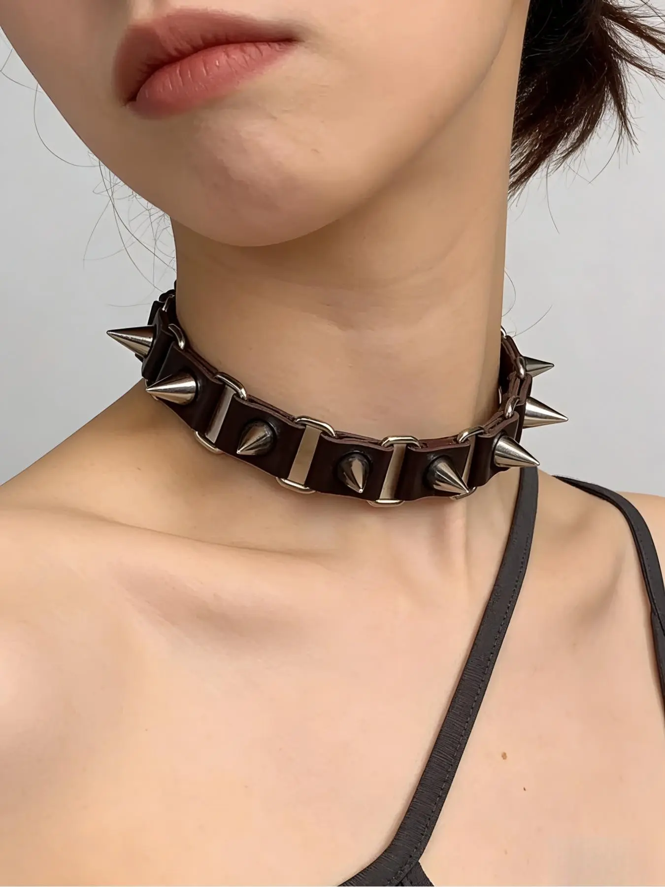Rivet Leather Choker Necklace, Silver Color Metal Spike, Adjustable Strap, Punk Gothic Jewelry, Unisex, Punk Concert, Streetwear, Punk Style Necklace