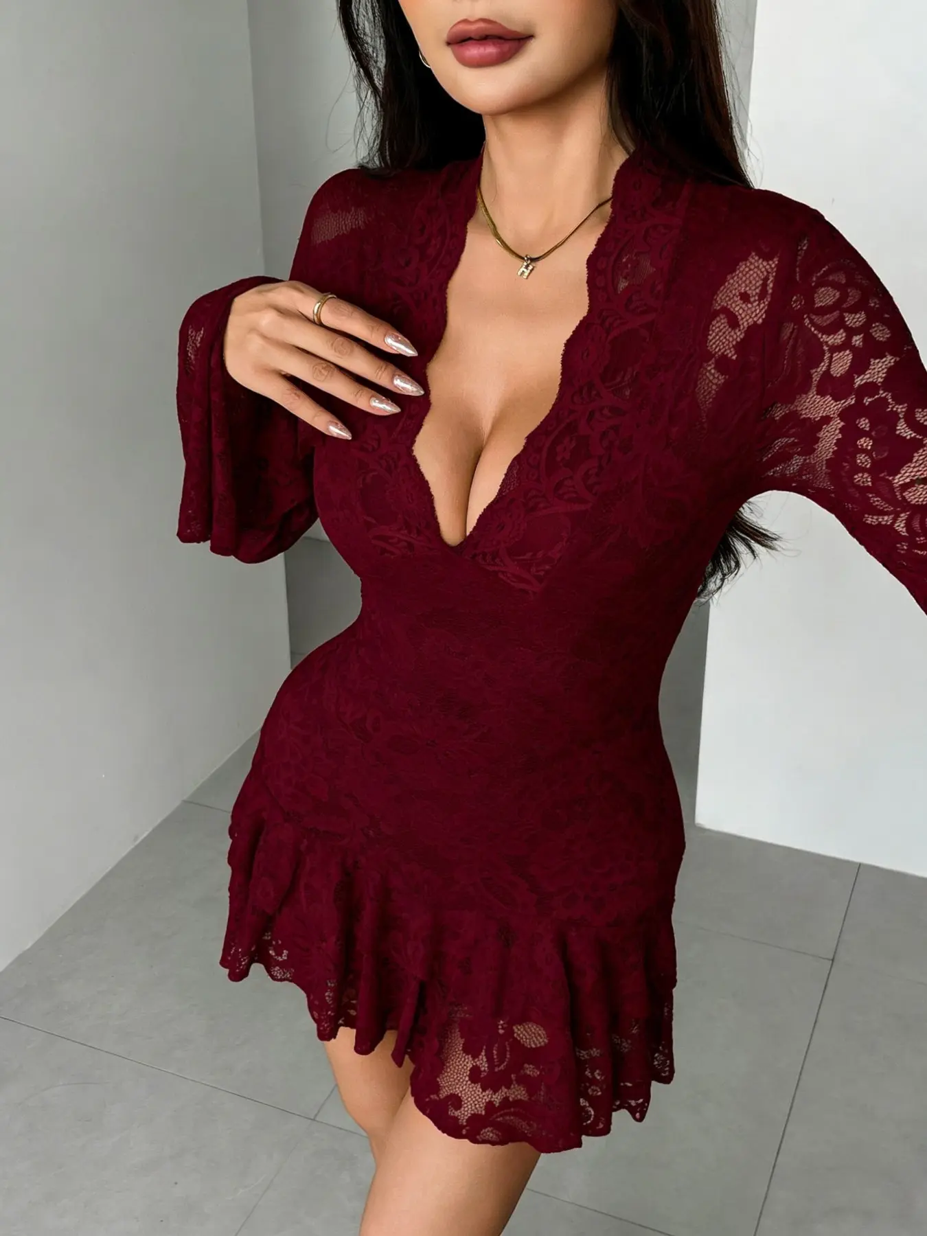 Elegant Lace V-Neck Double Layer Ruffle Bodycon Dress, Chic and Feminine Style Dress, Perfect for Special Occasions, Elegant Evening Wear