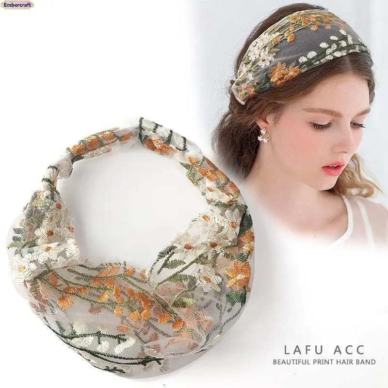 Women's Romantic Wide Lace Headband - Casual Fashion Floral Embroidery, Gentle Fit, Lightweight Fabric for Summer Beach Wear, Female Hair Accessory