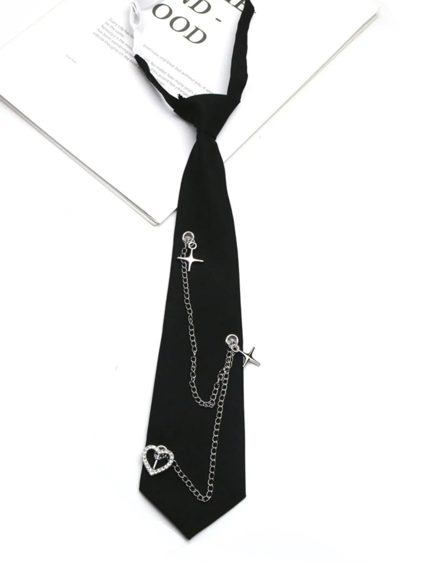 Fashion Simple Metal Chain Neck Tie with Cross Pendant, Rhinestone Heart Charm, Pre-Tied for Easy Wear, Perfect for Jk/dk Lovers