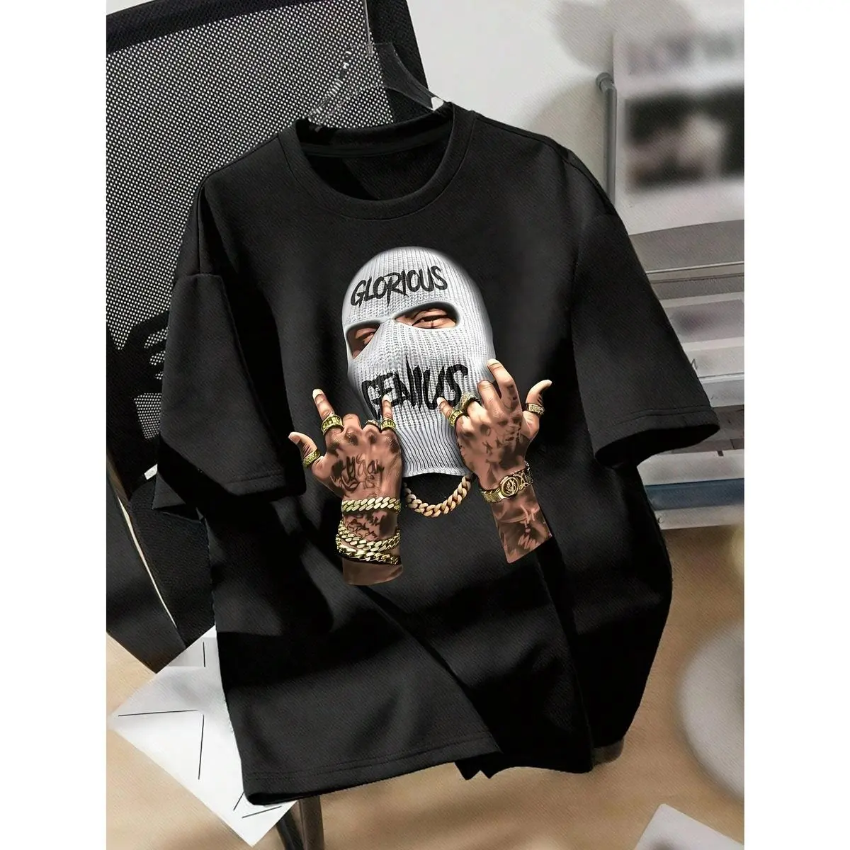 Men's Casual Graphic T-Shirt Featuring a Masked Person Print, Round Neck Shortsleeve Street Style Fashion Top, Tshirt