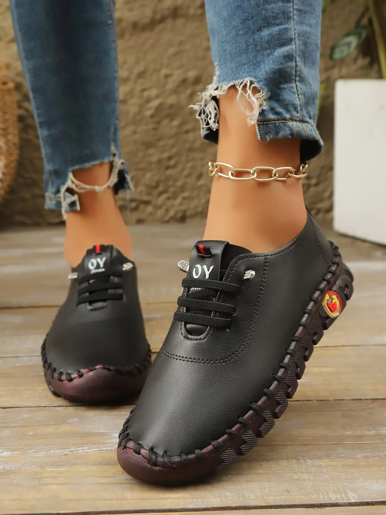 45cm PU Upper Rubber Sole Comfortable Women's Shoes, Casual Low Top, Casual Sporty Trainers, Hand-Stitched Design, All-Seasons Wear, Solid Pattern, Ideal for Middle-Aged Ladies