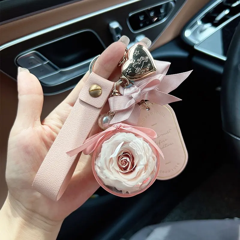 Festive Birthday Rose Flower Car Keychain, Creative Leather Rope, Preserved Flower Bag Charm, Leather Letter Plate Gift, Keychain Charms