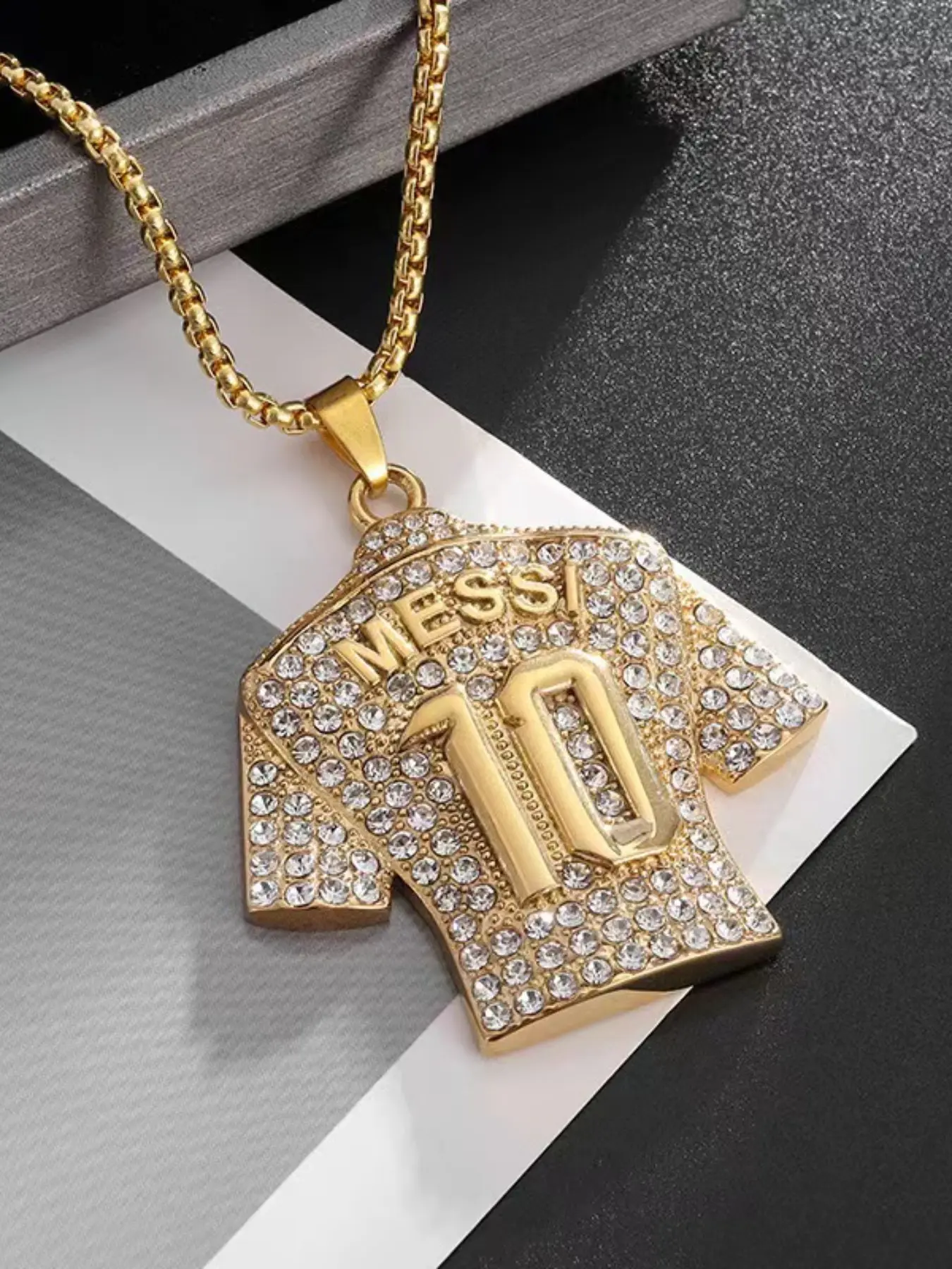 Shimmering Crystal Soccer Jersey Pendant Necklace for Men, Hip-Hop Style Chain, Football Fan Collectible, Daily Wear Neck Accessory, Gift Necklace