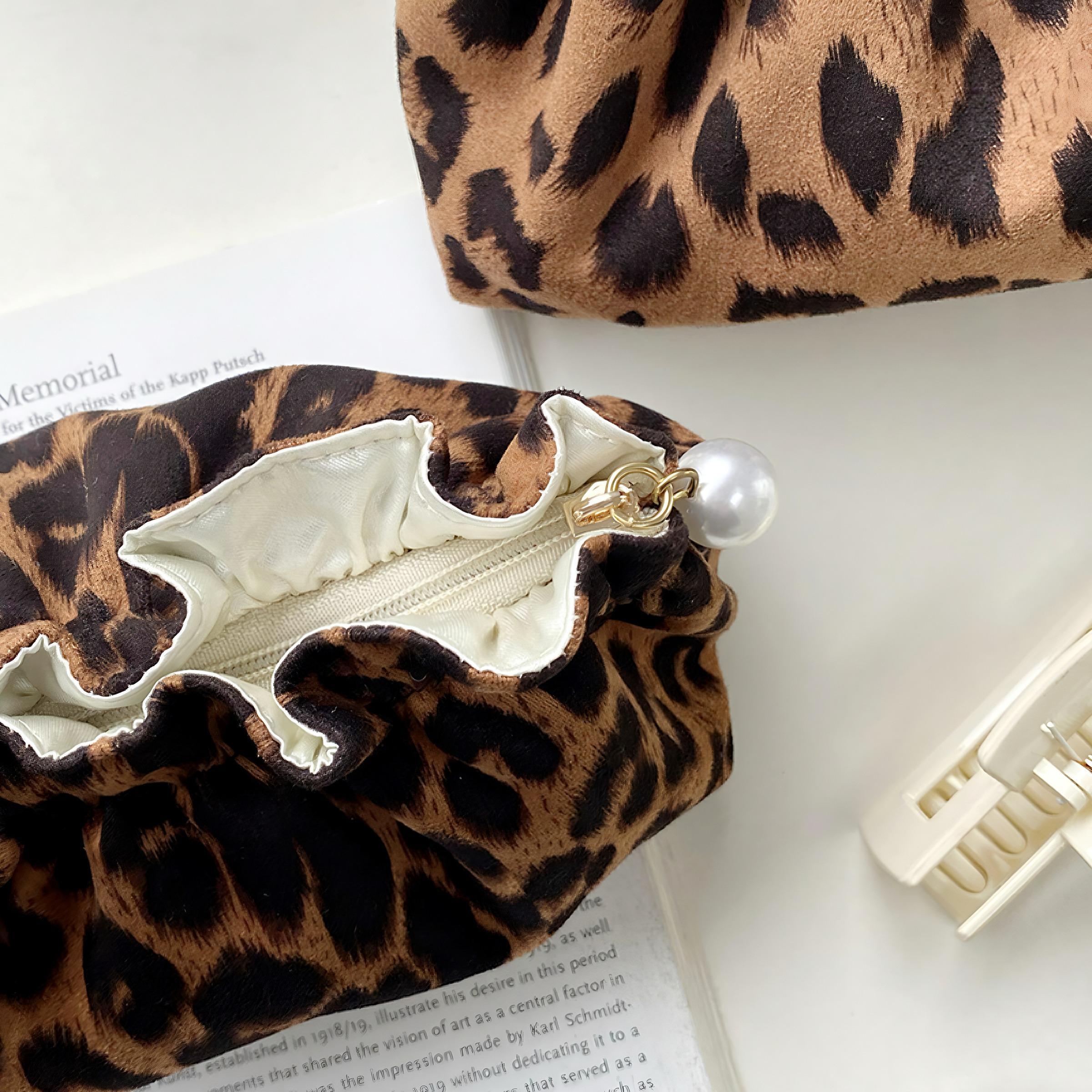 Leopard Pattern Makeup Bag, 1 Count Portable Zipper Makeup Bag, Fashionable Cosmetic Storage Bag, Versatile Makeup Tool Bags for Travel & Daily Use