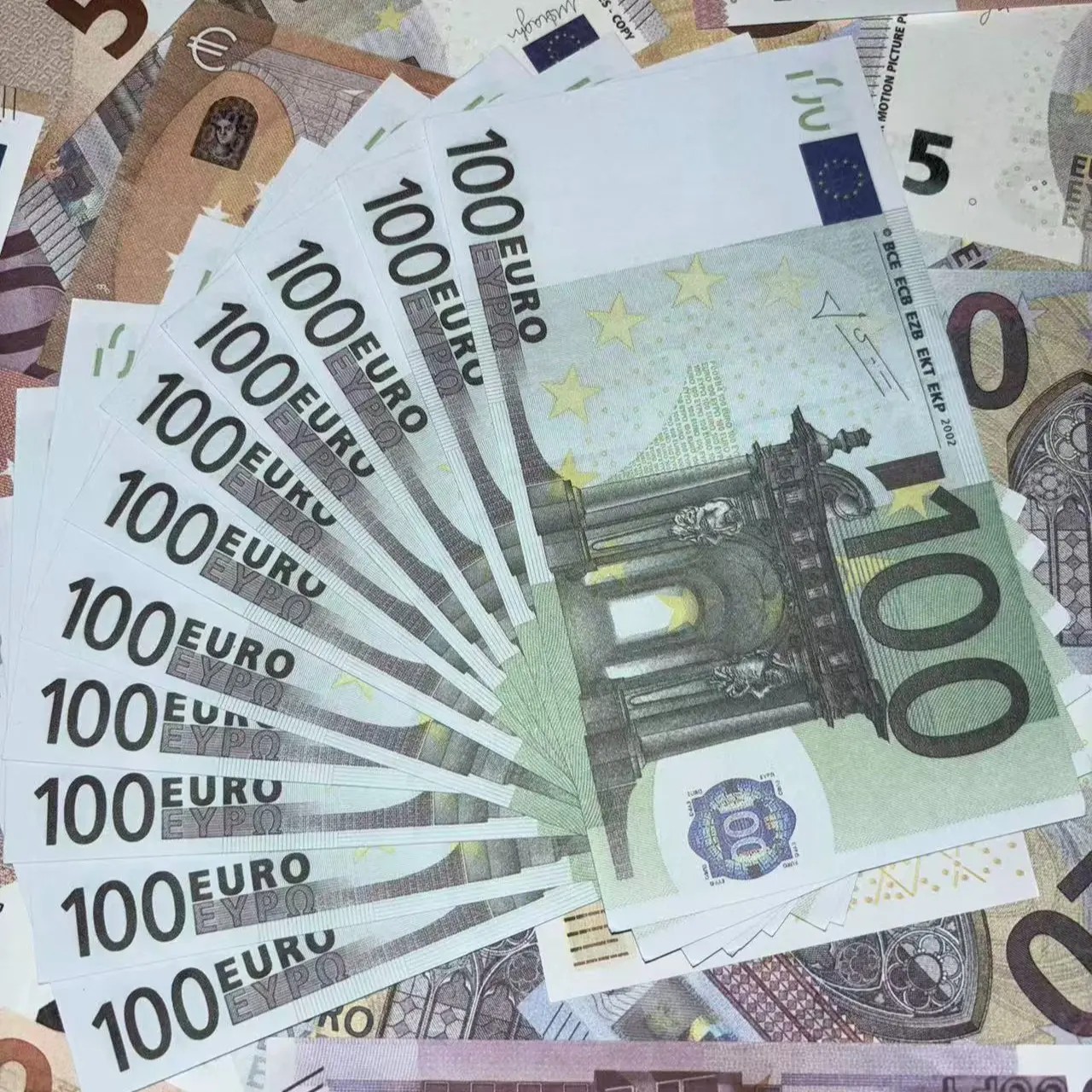 Euro Paper Money Collectible Props, Limited Edition 100 Euro Set, Ideal for Memorabilia, Magic Tricks, Festival Surprises, Wealth Attraction Rituals