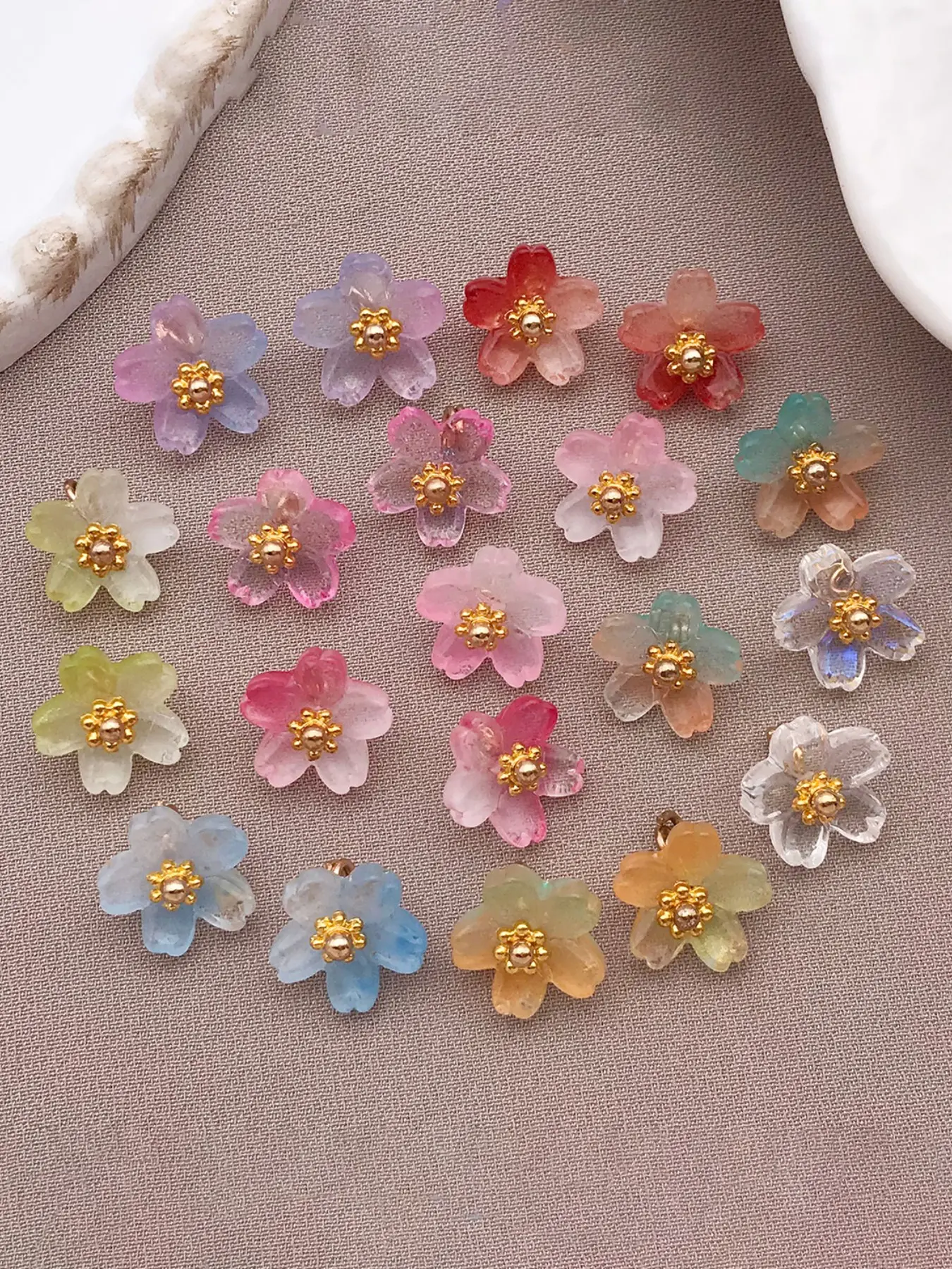 20pcs Colored Glass Five Petals Cherry Blossom Charms Pendant, Multicolor Optional, Ideal for Necklaces Earrings Bracelets DIY Crafts Jewelry Making Supplies