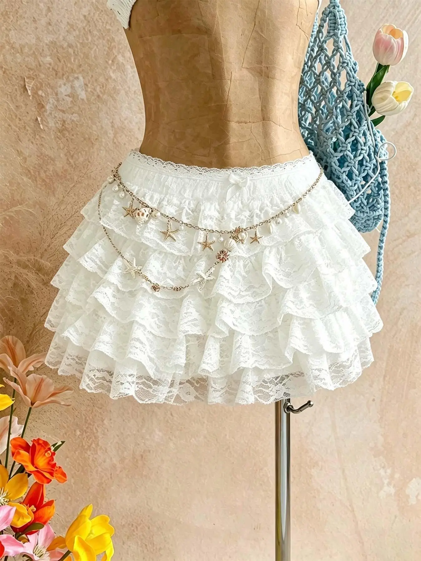 Layered white lace pleated mini skirt, Beach Skirts, comfortable fabric, high waisted layered cake skirt, elegant and lightweight, perfect for summer beaches. #Elegant Skirt # FairycoreFashion