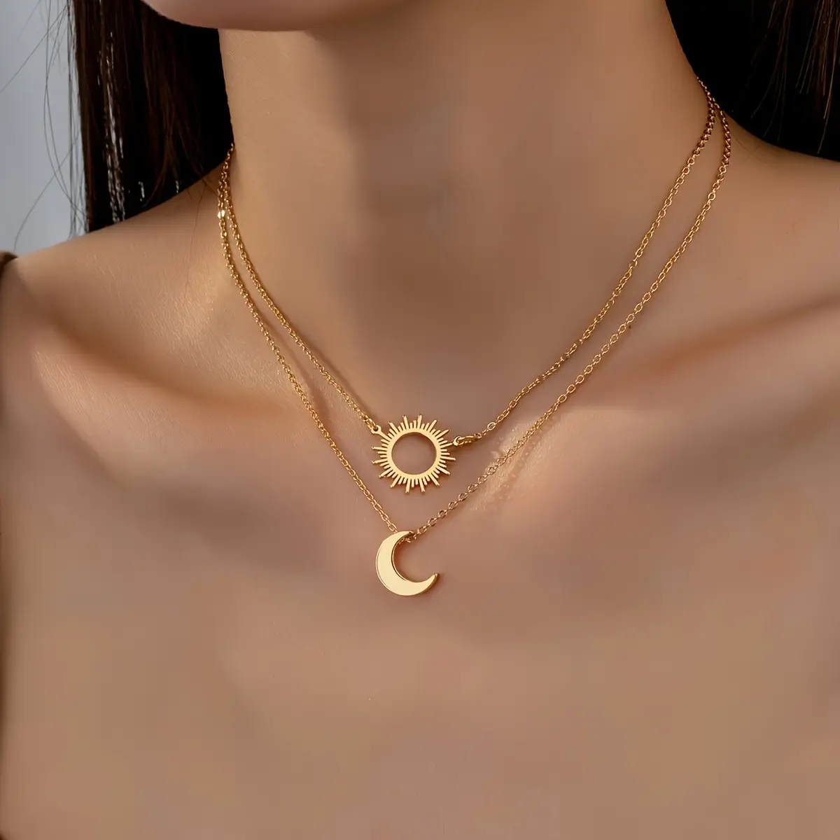 2-piece set of fashionable multifunctional sun and moon pendant necklaces, Middle Eastern style
