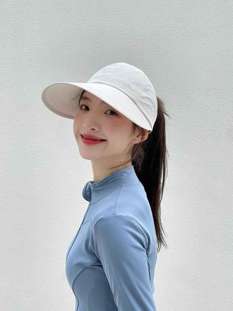 Women'S Wide-Brim Ponytail Sun Hat With Holes, Extra Coverage, Lightweight And Breathable, Suitable For Outdoor Travel, Beach Excursions, Daily Casual Wear, Unisex, UV Protection Fishing Sun Hat, Adjustable For Summer Leisure