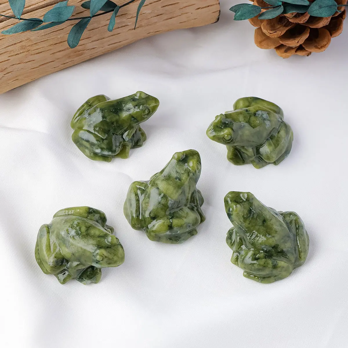 Natural Crystal Jade Frog Statue, Carved Reiki Healing Crystal, Animal Figurine, Home Decoration, Crafts, 1pc