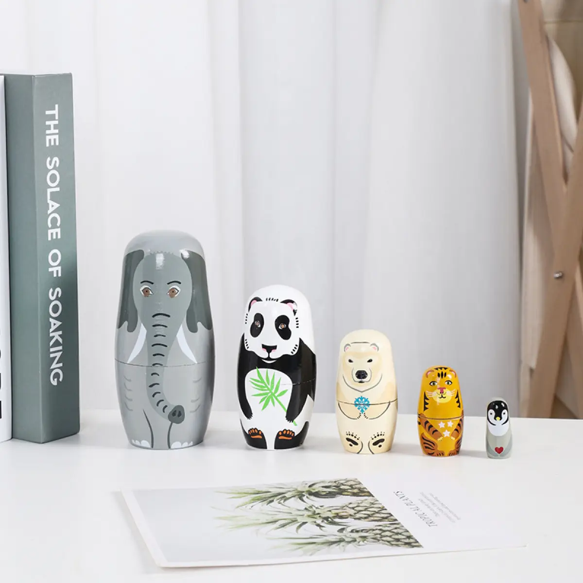 Unisex 5-Layer Elephant Russian Nesting Doll Set - Lotus Wood Carved Art Ornament, Wooden Handicraft Toy for 3+ Years Old Children, Home Decoration Birthday Gift