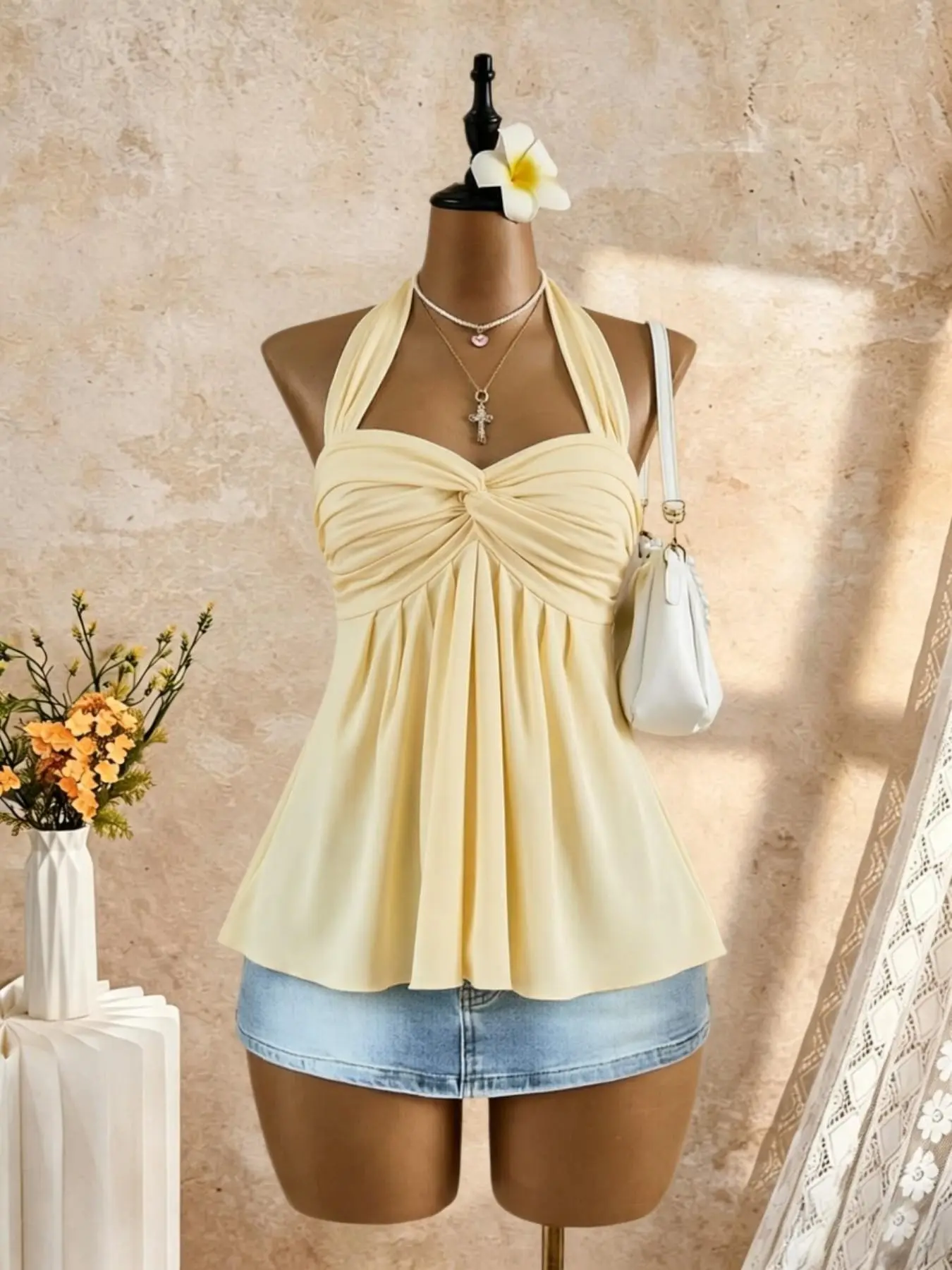 Summer Halter Neck Backless Top, Plain Color Ruched Pleated Design, Slimming Waistline, Sleeveless Women's Vacation Wear