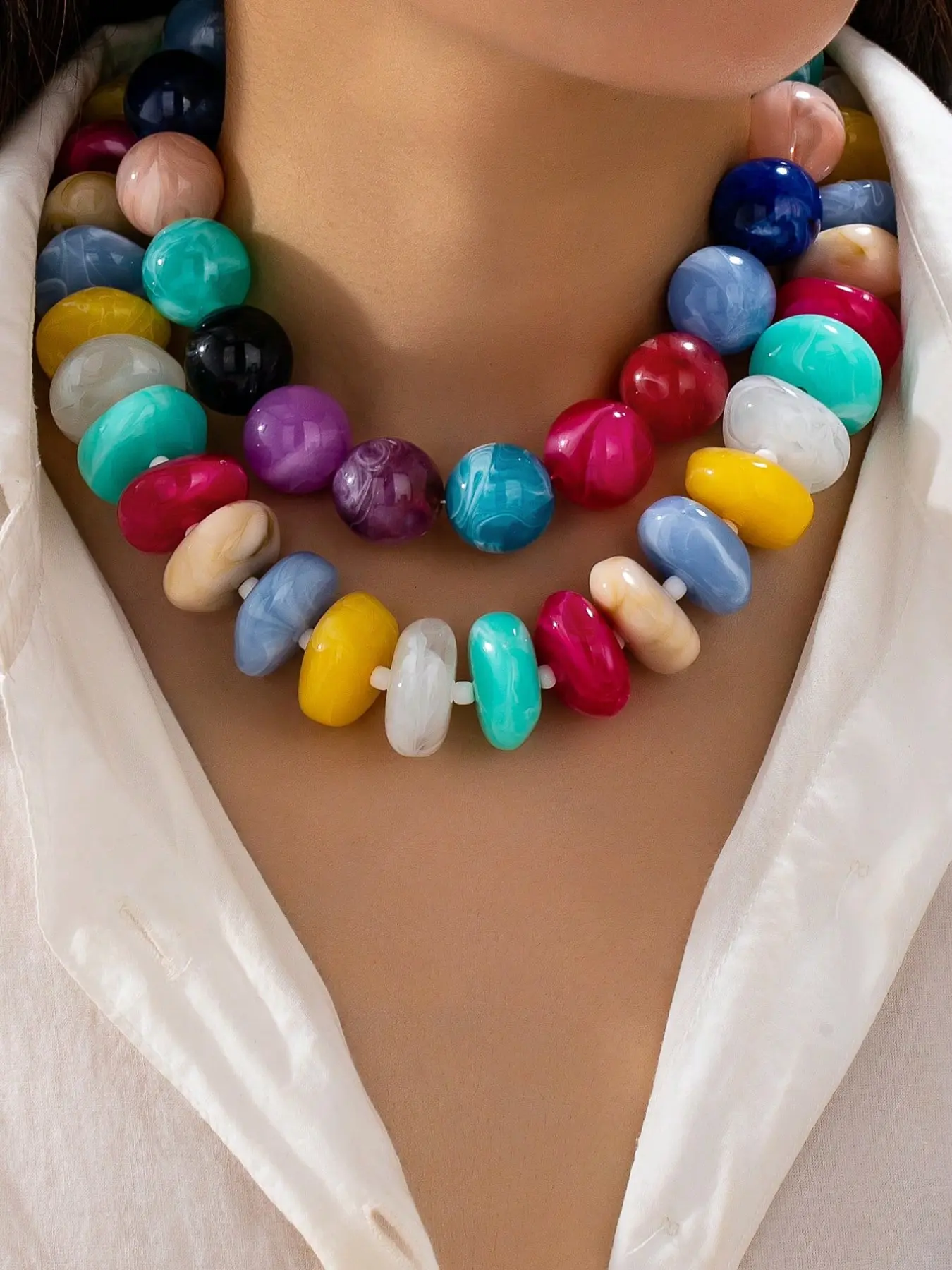 2Pcs Oversized Bold Mix Color Resin Ball Beaded Necklace for Women - Decorative Beaded Necklaces Flat Disc Acrylic Beads Strand Choker, Summer Dopamine Colorful Beads Jewelry, Fashion Jewelry Party, Chunky Y2K Style Neckwear for Parties & Everyday