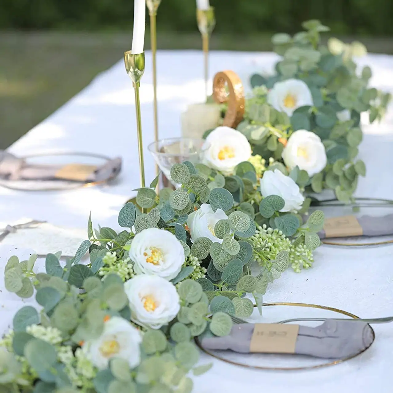 Artificial Eucalyptus Garland with White Roses, Greenery Floral Table Runner, Fake Flower Vine for Wedding Table Centerpieces, Boho Wedding Arch, Bridal Shower, Home Dining Table Decor
