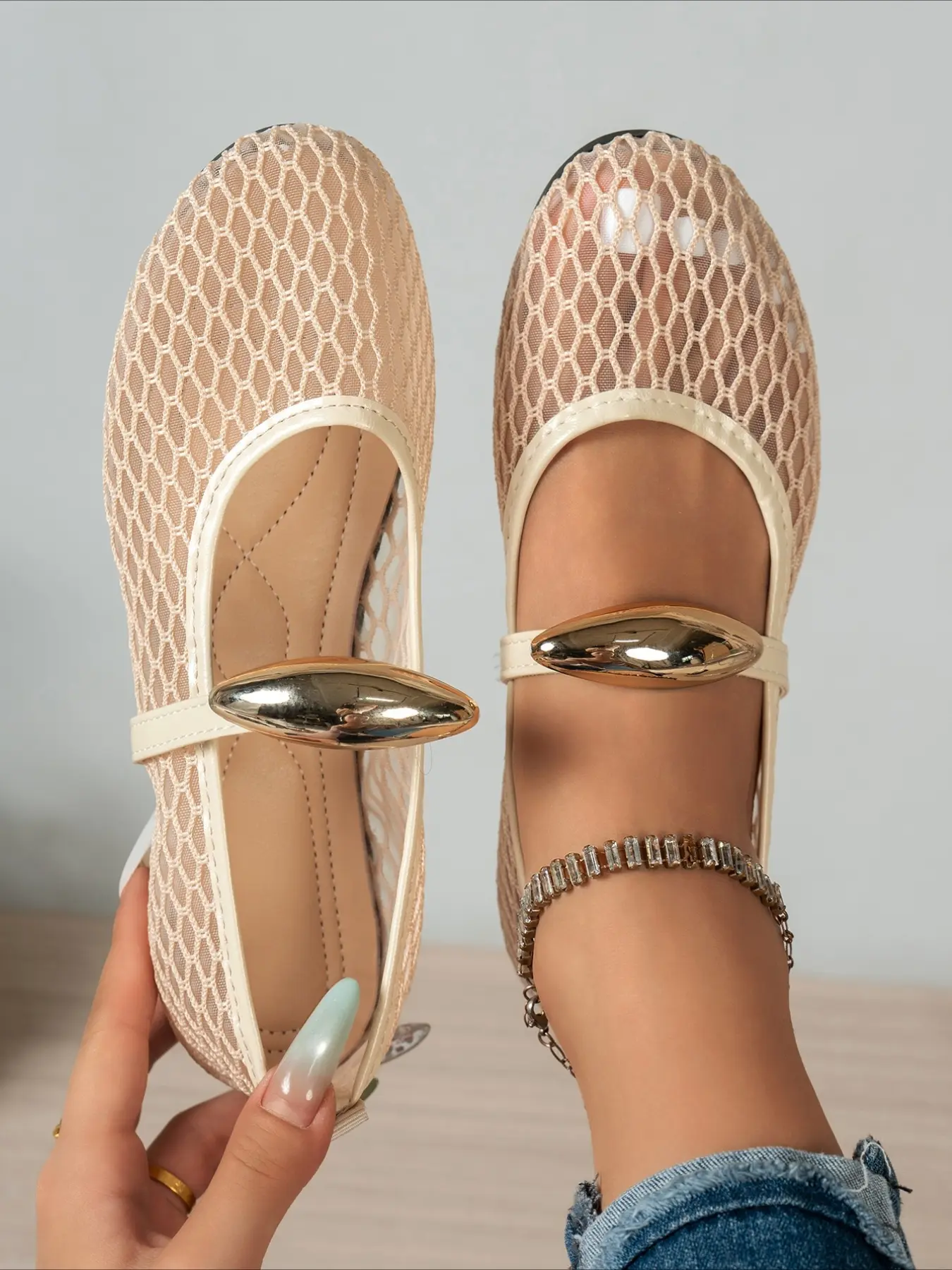 1 Pair Hollow Mesh Mary Jane Flats for Women, Breathable Flat Shoes with Metal Buckle, Korean Style Casual Footwear for Daily Outings