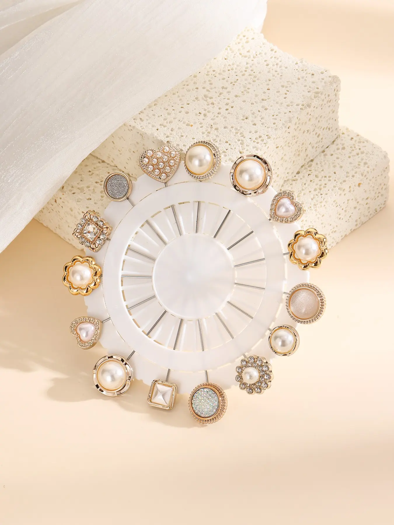 15pcs Multifunctional Headscarf Pins, Hijab Pins, Pearl Fixed Knit Scarf Accessories, No Precious Metal Plating, Ideal for Stylish