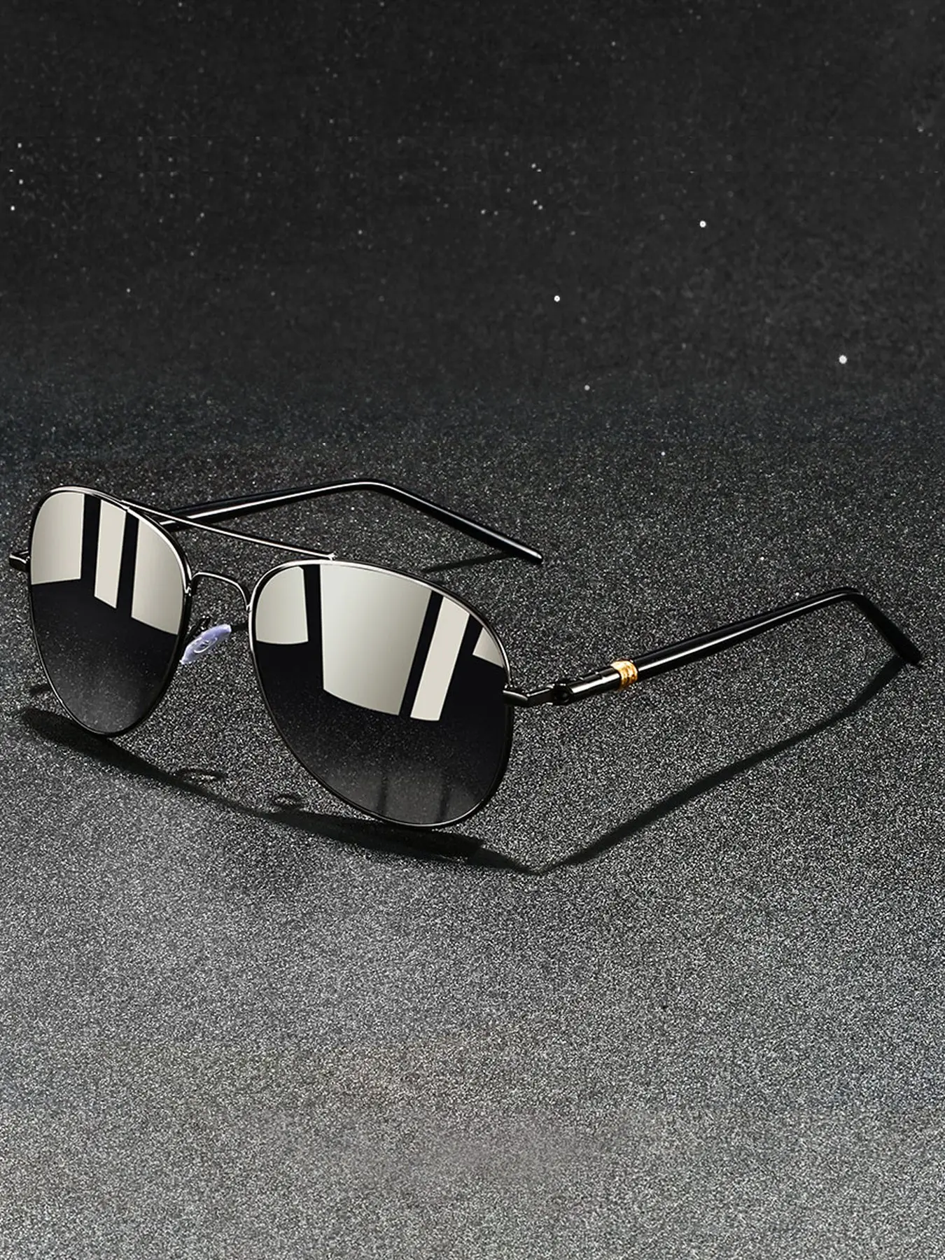 The latest trendy vintage oval sunglasses, for both men and women, available in multiple colors, featuring UV400 lenses to protect eye health, with classic iron frames and spring hinges, Wearing comfortably,perfect for various occasions, Stylish Shades