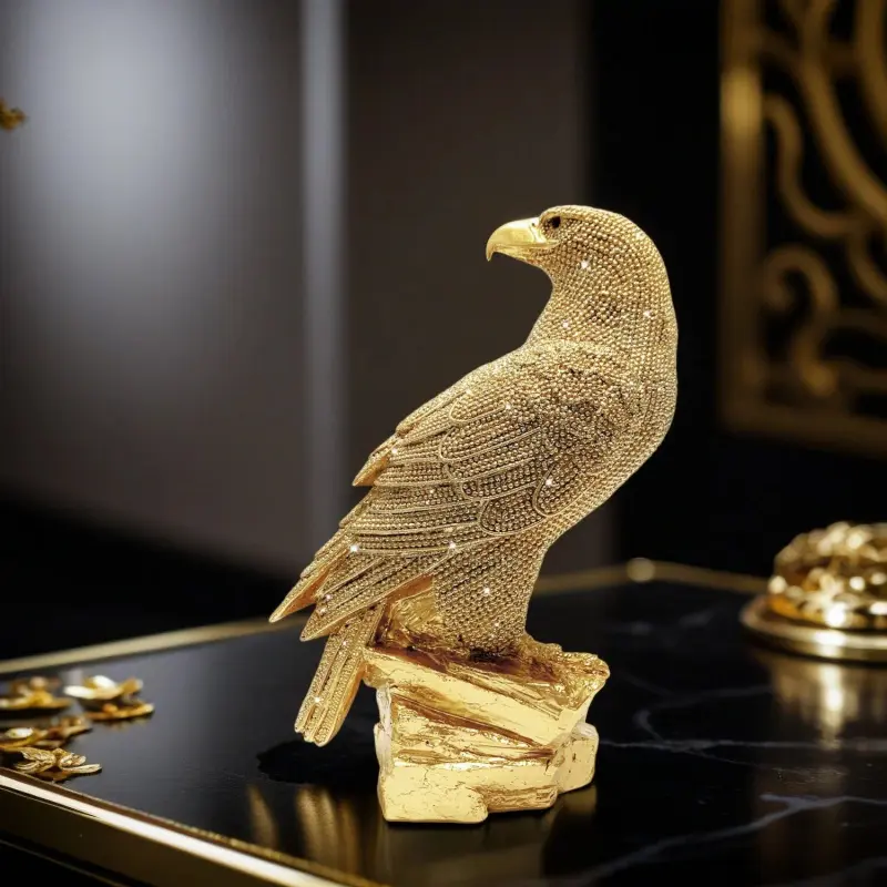 Eagle Statue Ornament, Decorative piece, with brilliant luster, a symbol of strength and success, ideal gift for Father's Day, Christmas, New Year, graduation and promotion, perfect decor for home, office, living room and desktops