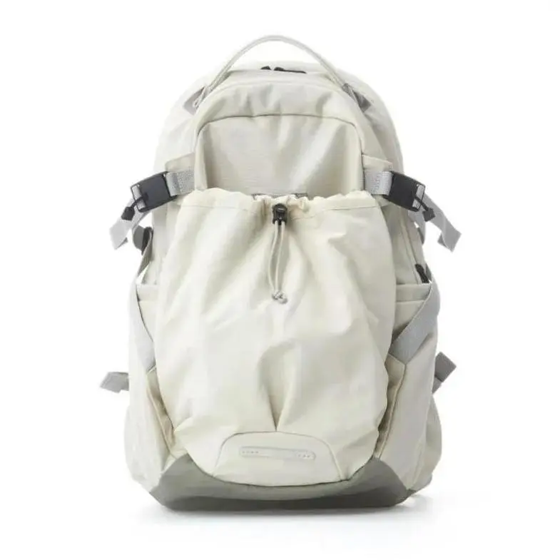 Lightweight Outdoor Hiking Backpack, Water Resistant Travel Daypack with Adjustable Shoulder Straps, Small Casual Backpack for Men Women, Compact School Bag for Hiking, Camping, Sports, Commuting & Daily Use