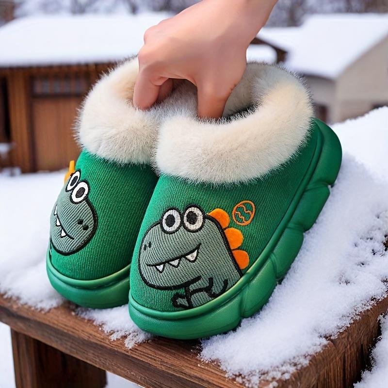 Girls & Boys Cute Dinosaur Slippers - Soft Fabric Upper with Plush Lining & EVA Sole, Green with Heart & Dinosaur Patterns, Cozy Indoor/Outdoor Winter Shoes for Kids, All-Season Comfort, Easy Slip-On Design (Low-Top) - Ideal for Home, School, Play - Durab