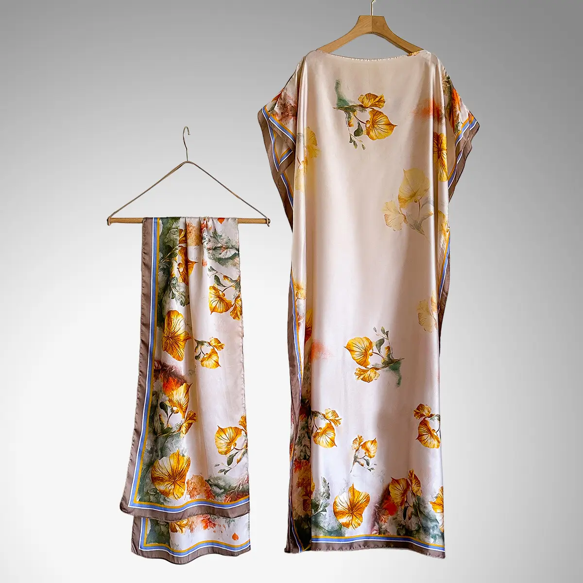 74-Ginkgo leaf grayish-white