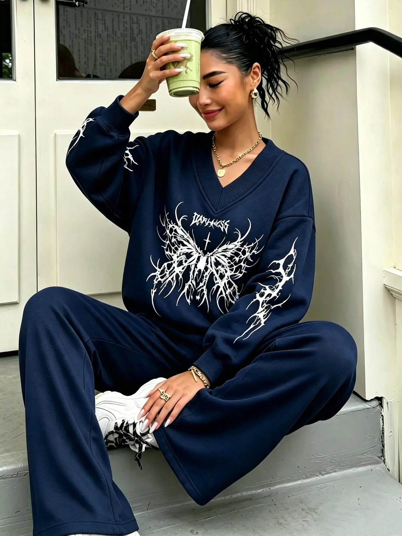 Alt Goth Style 2-Piece Set, Thorn Butterfly Graphic, V-Neck Oversized Top, Wide Leg Sweatpants, Ideal for Concerts and Street Photoshoots