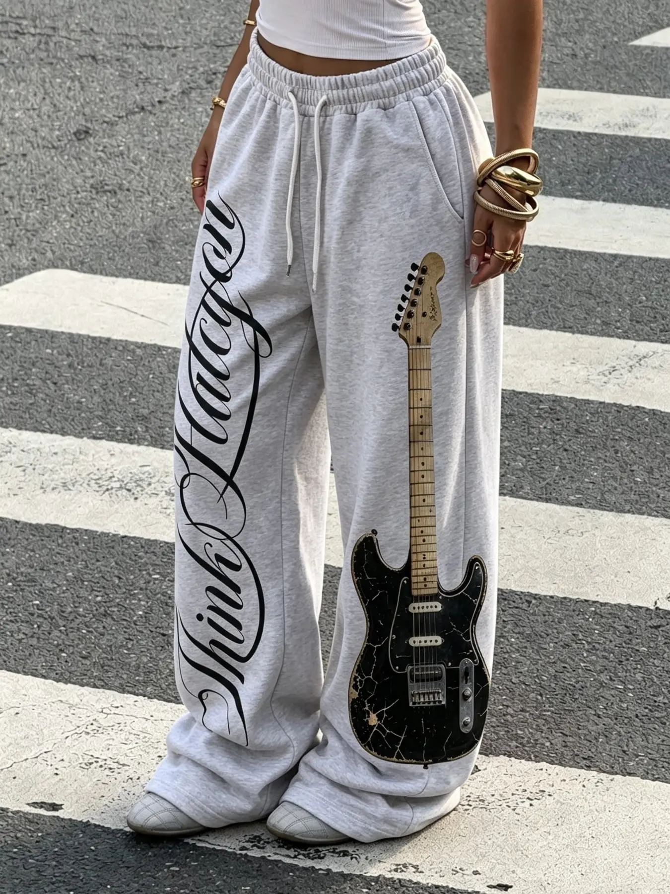 Women's Y2K Guitar Graphic Wide Leg Sweatpants, Elastic Drawstring Baggy High Waist Joggers, Vintage Rock Punk Hip Hop Streetwear Track Pants, Relaxed Pull‑On Trousers for Daily Club Party Street Outfit, Trendy Oversized Pants for Ladies
