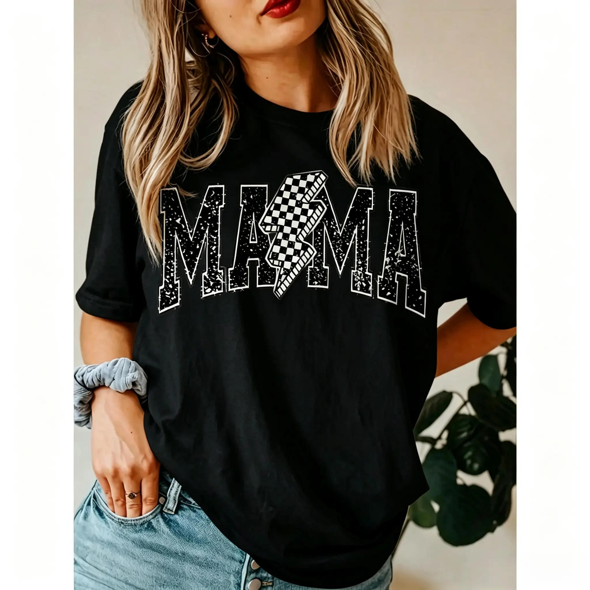 Women's Vintage 'MAMA' Cotton Fabric Short-Sleeve Round Neck Loose Casual T-Shirt, White Letter Print, for Fashionable American Moms, Suitable for Casual Outfits & Maternity Wear, Hand-Washable Essential Piece