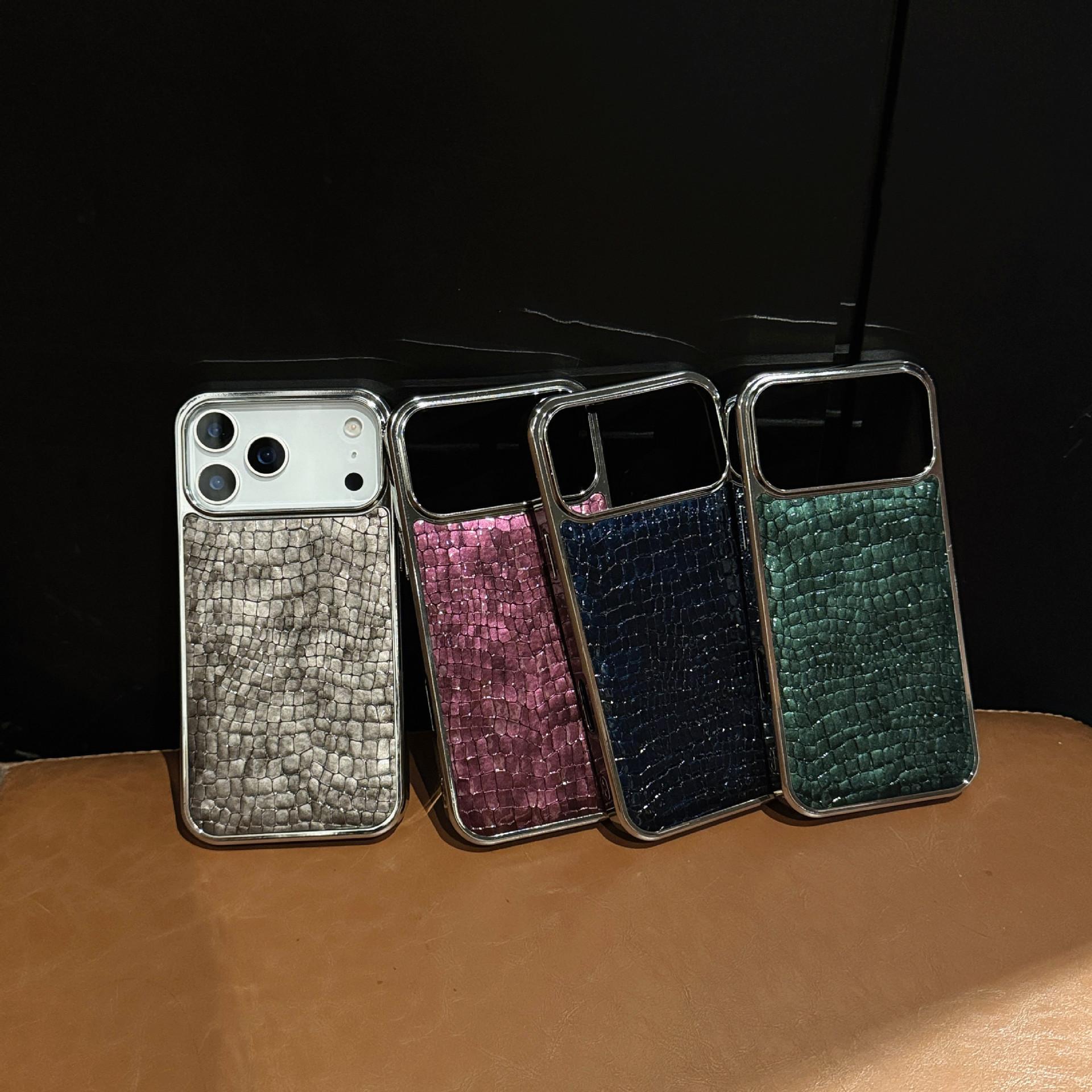 Premium Glossy Crocodile Patterned Electroplated Smartphone Case for IPhone 17 17air 16 15 Shockproof Cover