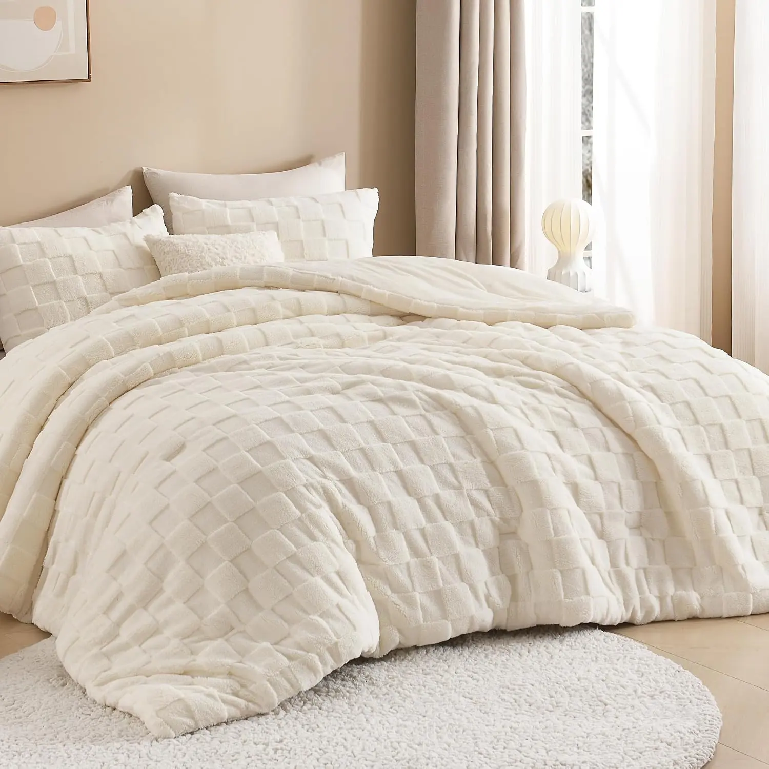 Comforter Beige, 2 count Warm Sherpa Fleece Bedding | Jacquard Checkered Plush Fuzzy Bed Set for Winter (1 Comforter 66x90in, 1 Pillowcase)