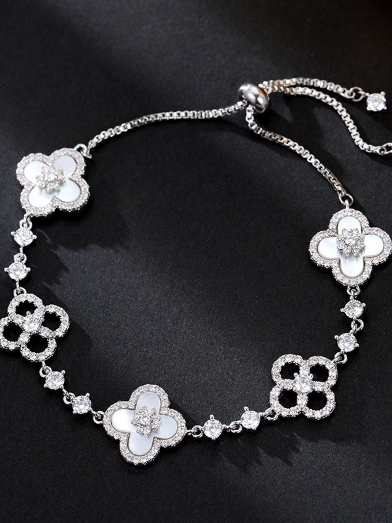 Adjustable Alloy Four-Leaf Clover Bracelet, Skin-Friendly Design, Waterproof Silver Color Bracelet