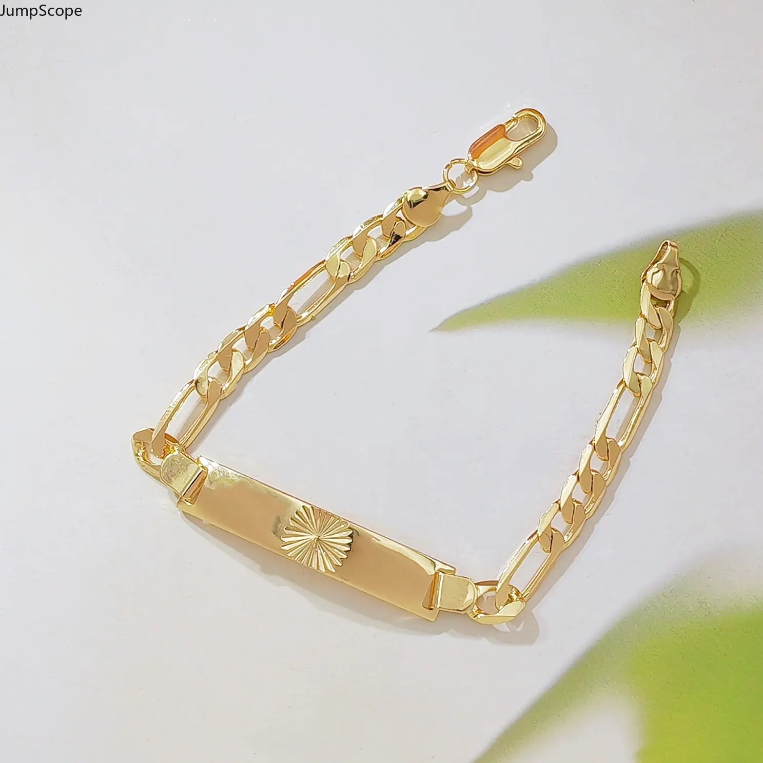 18K Gold Plated 3D Sunflower Embossed Figaro Chain Bracelet For Women, Adjustable Chunky Western Vintage Minimal Stackable Wrist Band For Street Office Daily Dating Layering Jewelry