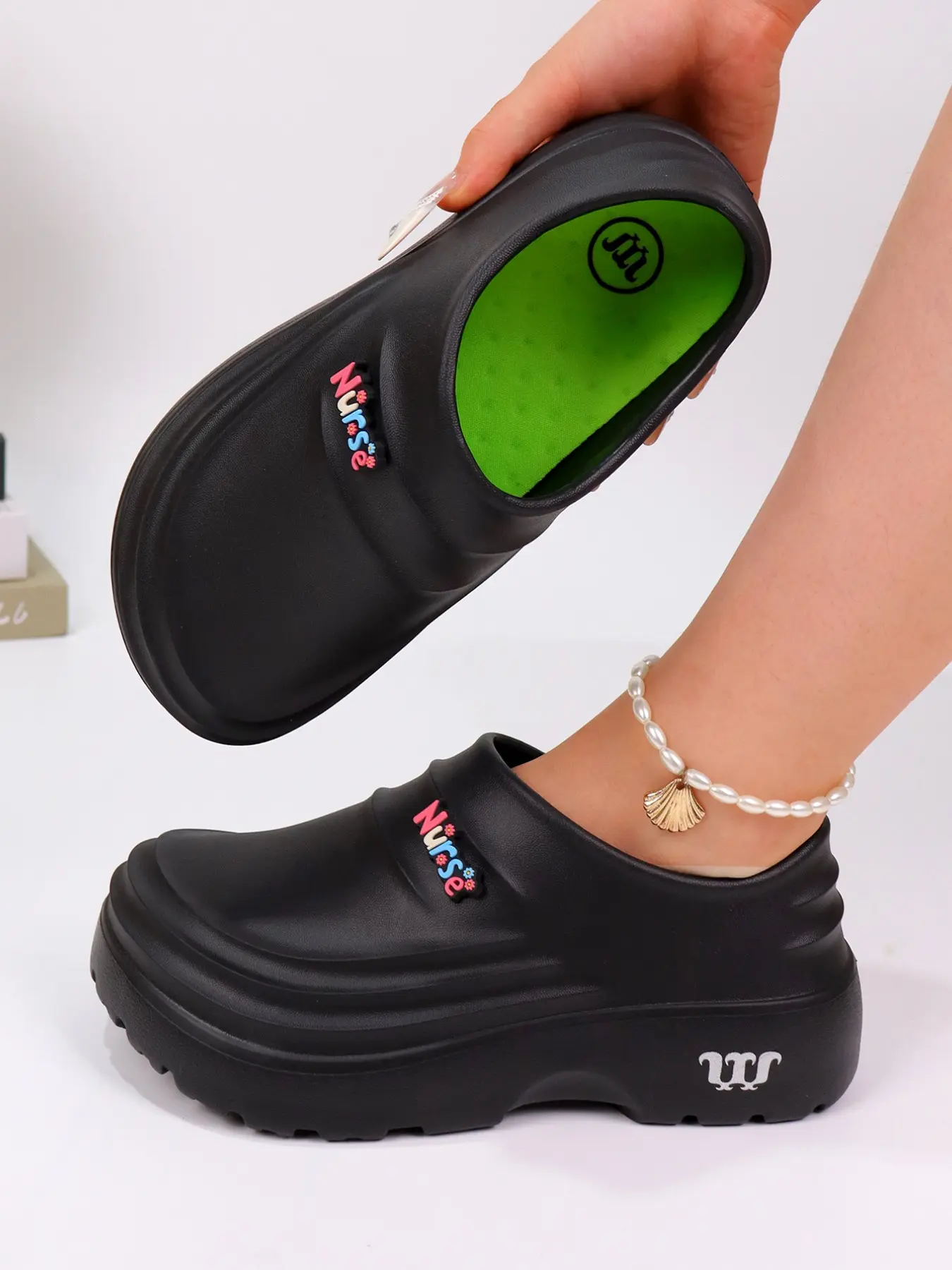 Women's Fashion Slip-On Shoes, All-Season Work Slippers, Lightweight Flat Casual Footwear, Comfortable Soft Sole, Ideal for Beach & Garden, Summer Outdoor Footwear, Indoor Outdoor Slippers