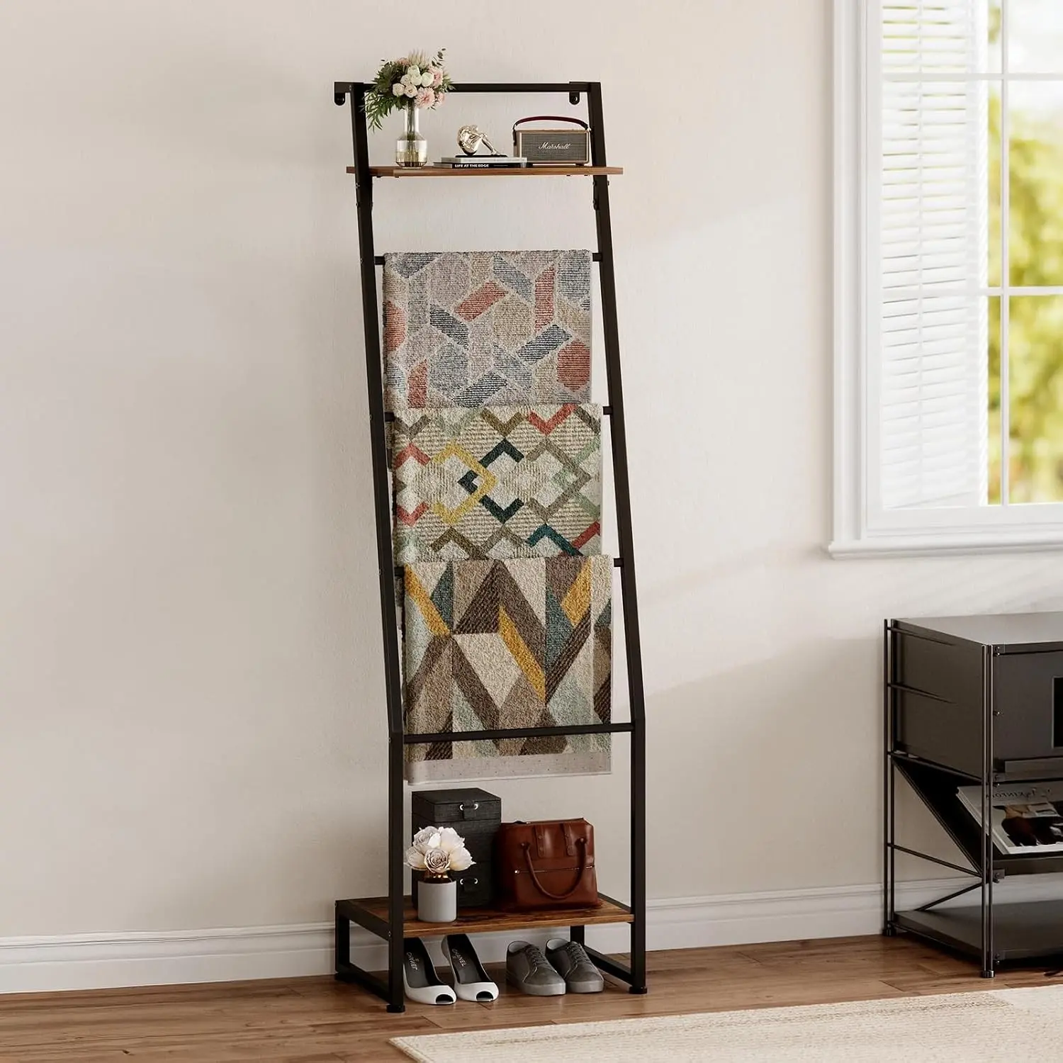 Blanket Ladder with Shelf, 6 Layer Wall-Leaning Blanket Rack, Farmhouse Blanket Shelf for Storage and Home Decor, Freestanding Rack for Bathroom, Rustic Brown and Black