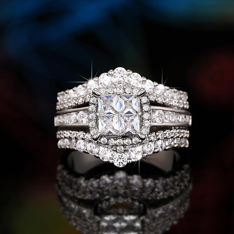 Square-shaped crown ring with zircon stones Synthetic Moissanite Anniversary