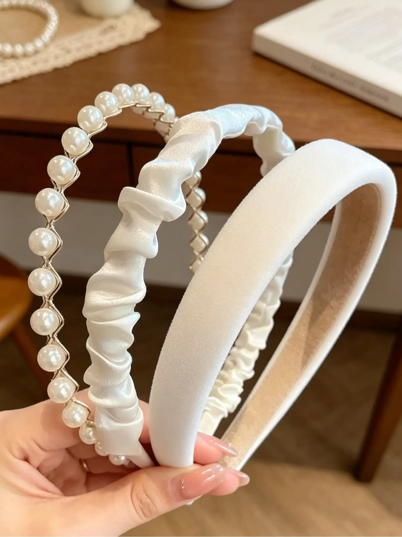 3Pcs High Crown Headband Set French Pearl Satin Sponge Hair Band for Women Wedding Daily Gift Pearl Hair Accessories