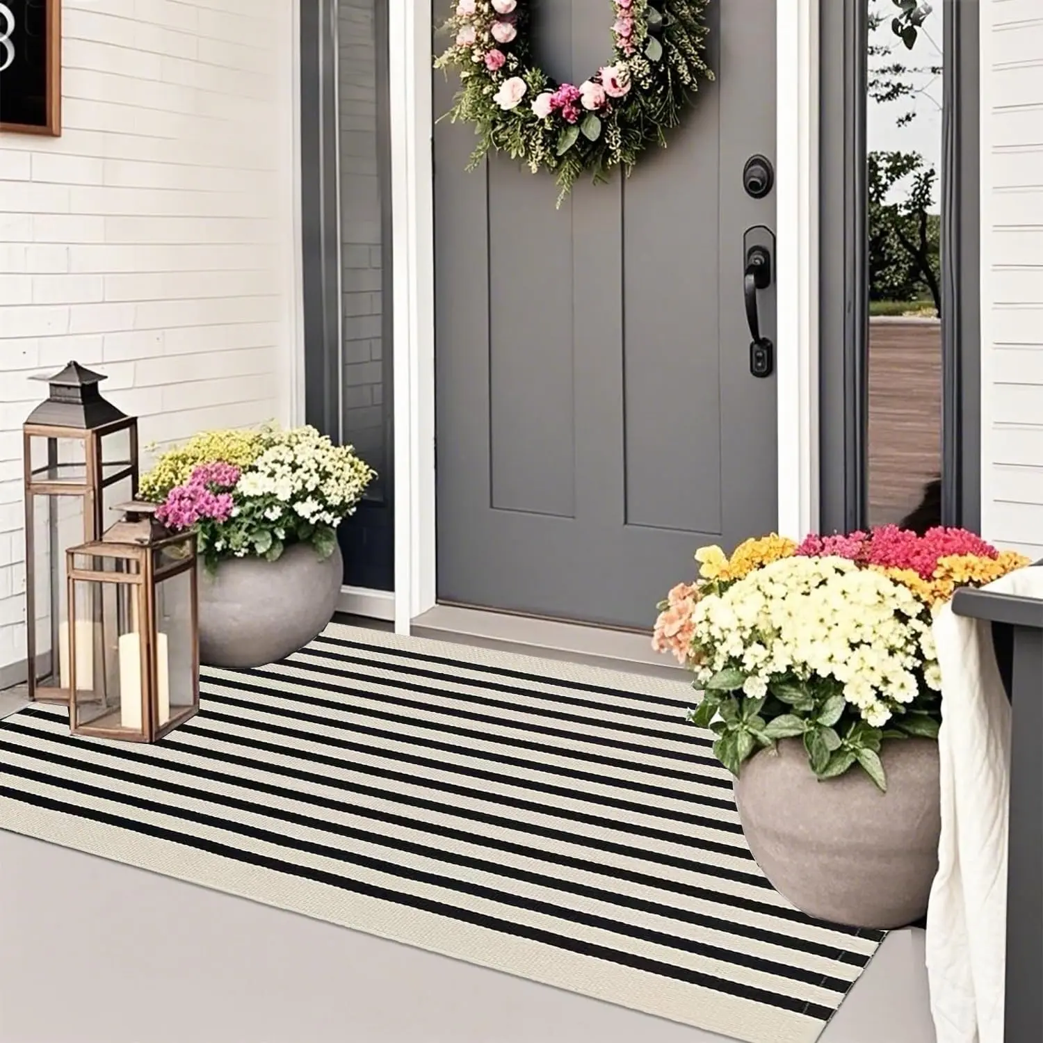 Modern Black and Beige Striped Outdoor Rug, 27.5''x43'' Washable Woven Indoor-Outdoor Small Area Rug, Layering Door Mat for Front Porch Entryway Decor