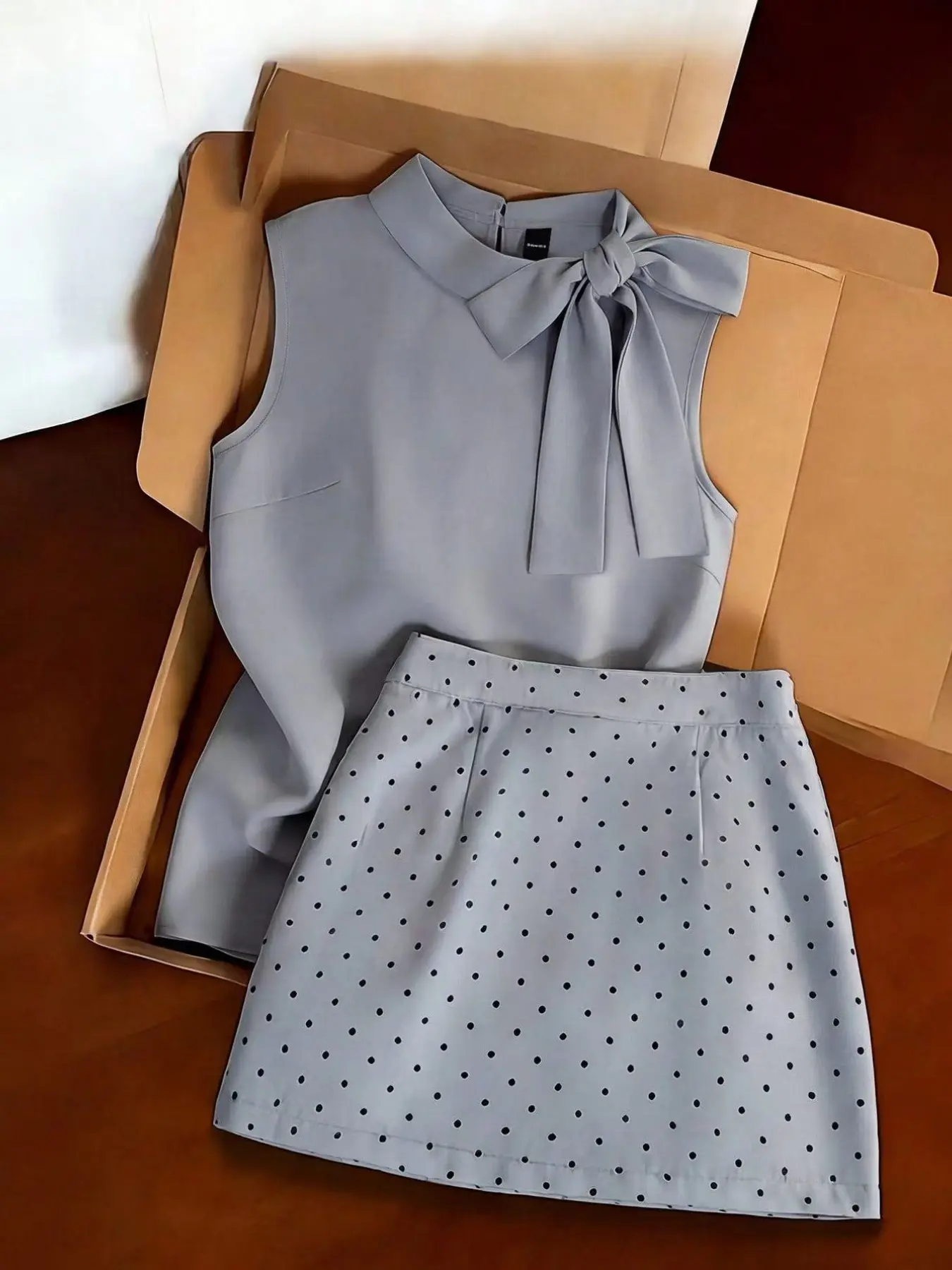 Mature Elegant Light Gray Bow Neck Top + Polka Dot A-Line Skirt Set Slim Fit Age-Reducing Commuter Office Wear Casual Outfit Clothes